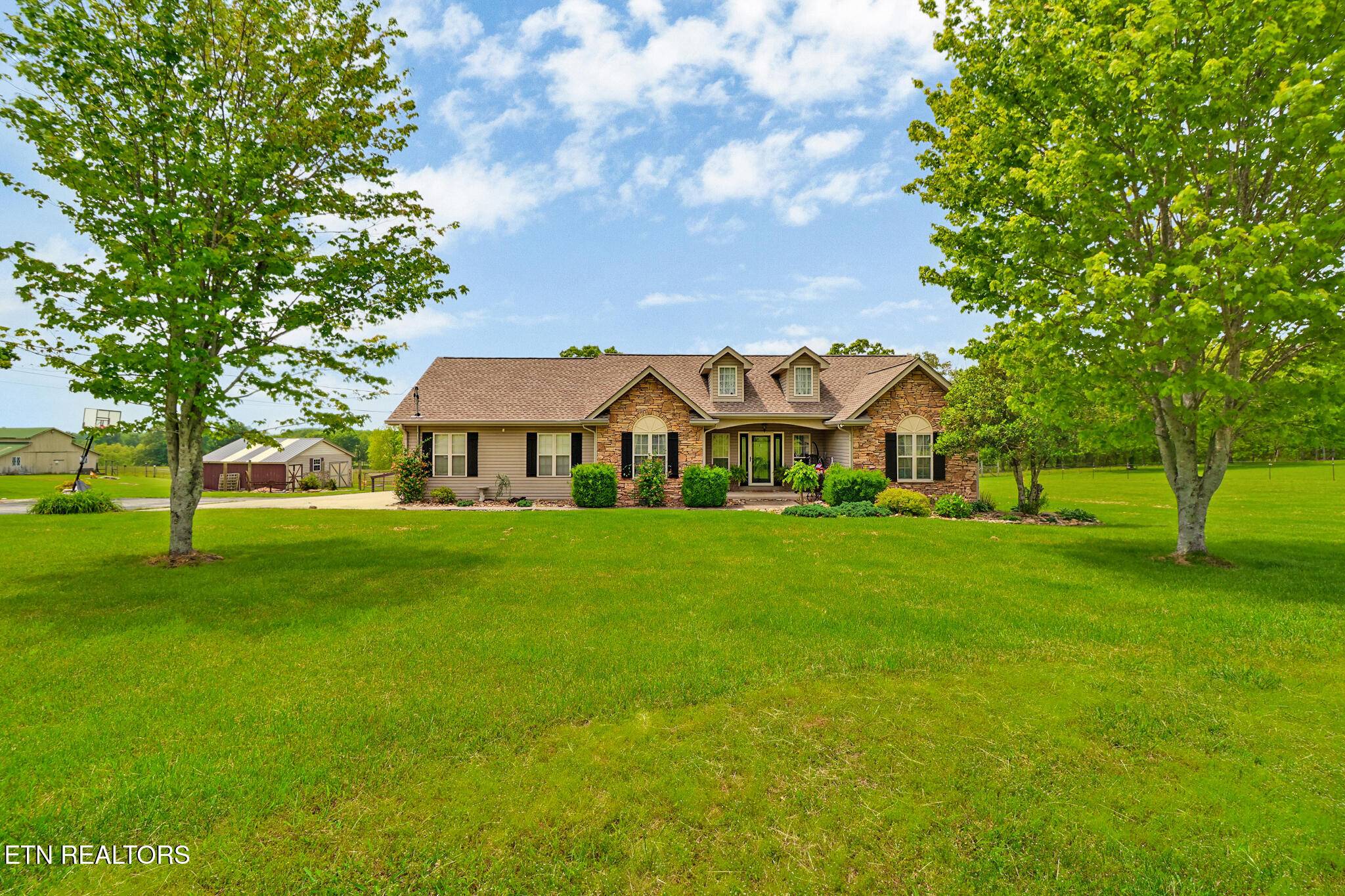 Crossville, TN 38572,1066 Vandever Rd