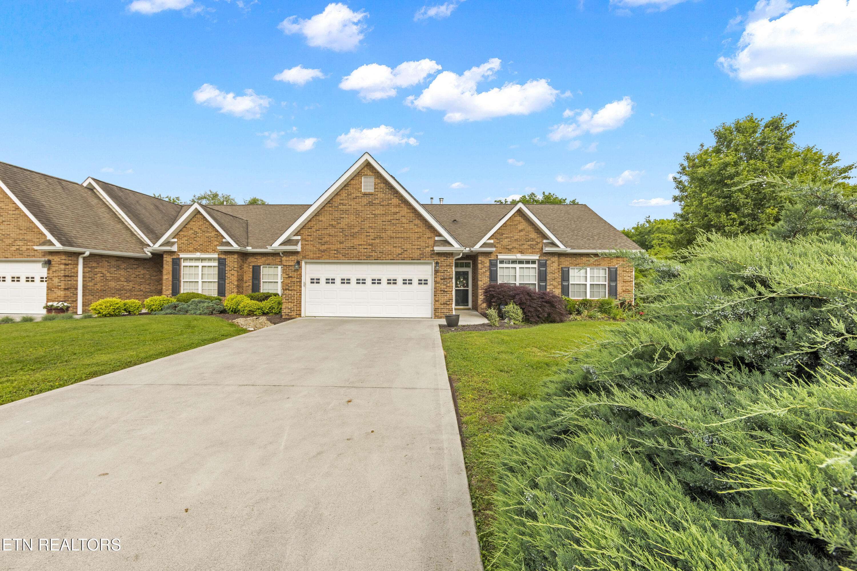 Sevierville, TN 37862,176 River Garden Court CT