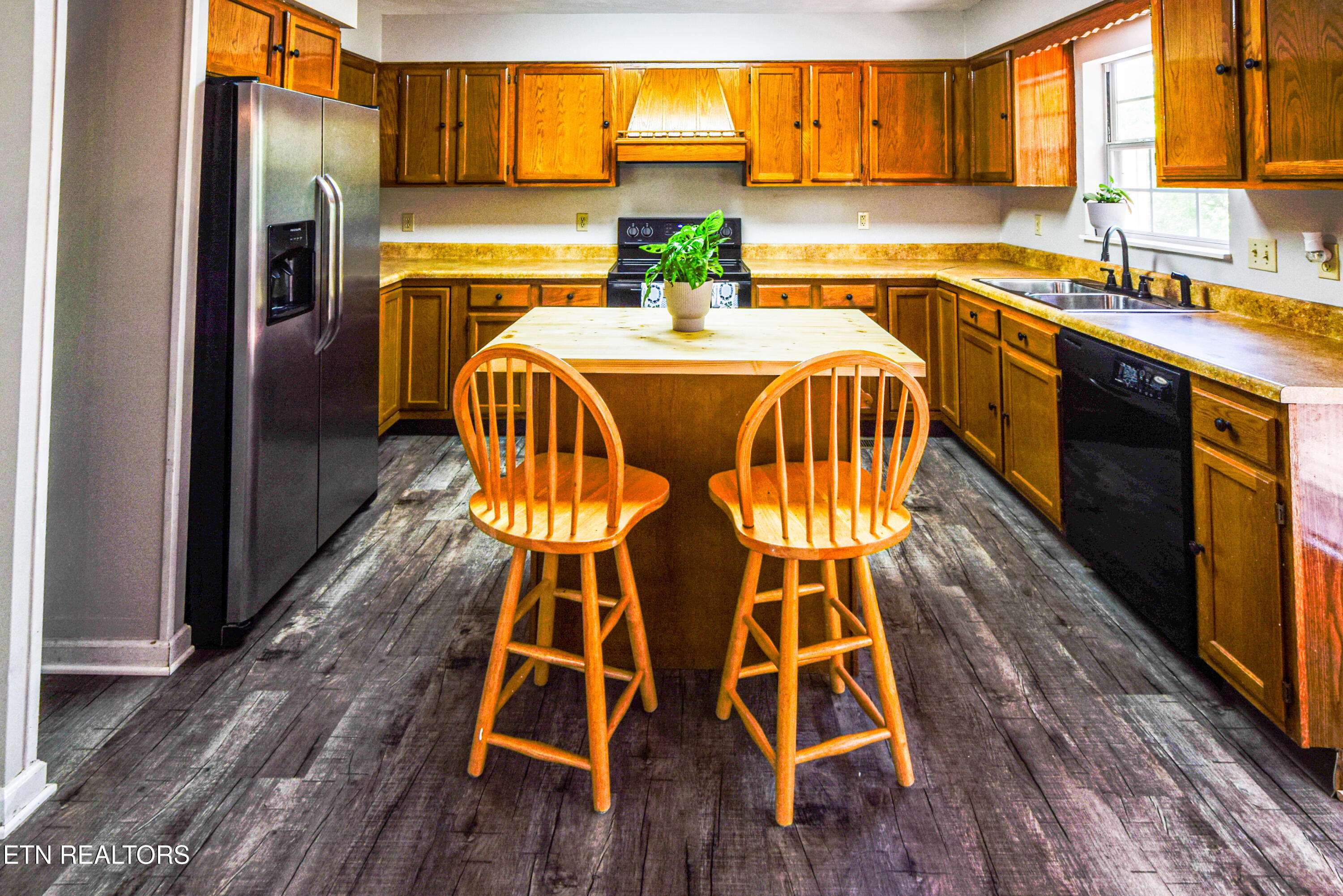 Jefferson City, TN 37760,2103 Creekside WAY