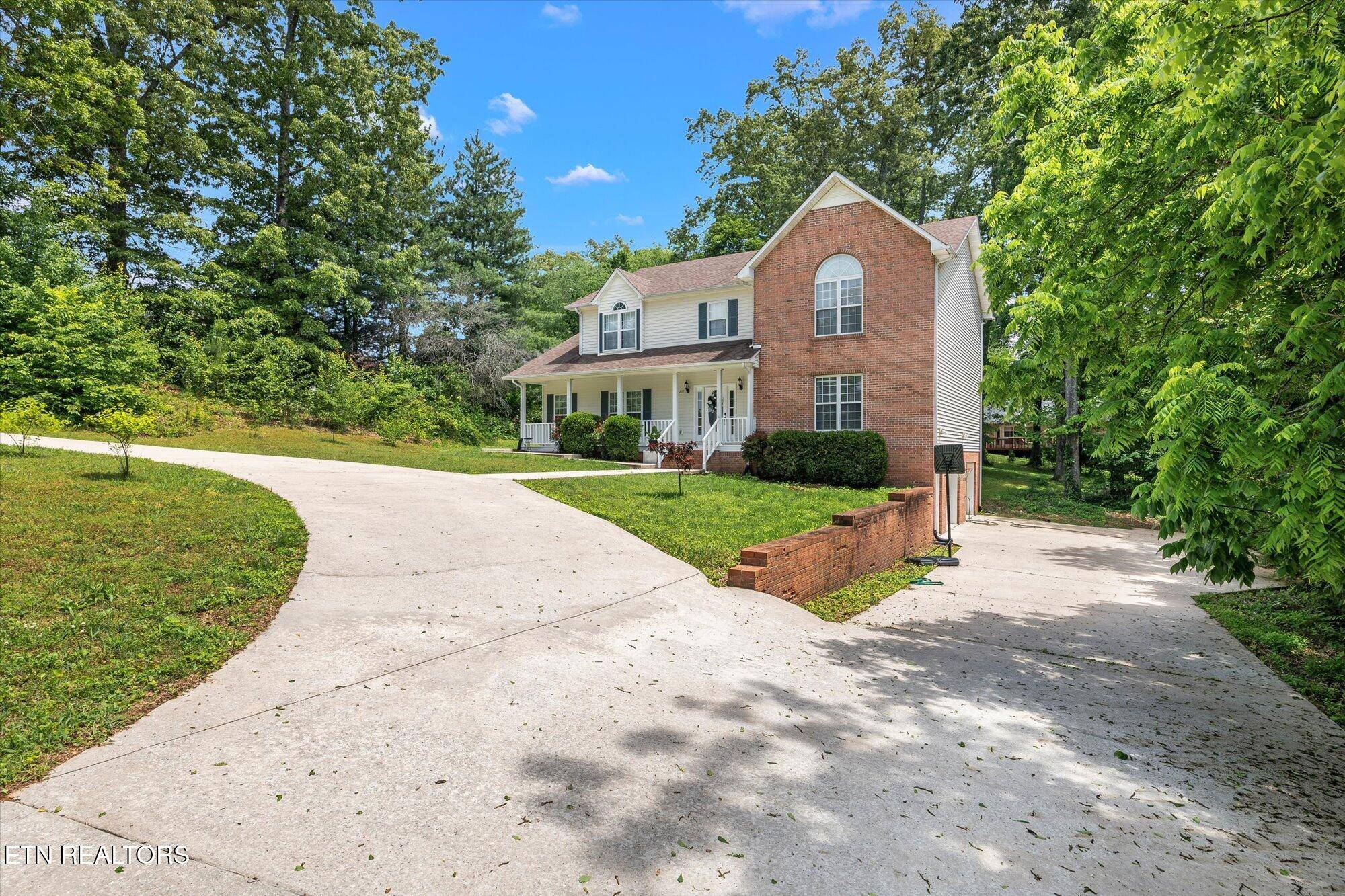 Cookeville, TN 38506,237 Windsor DR