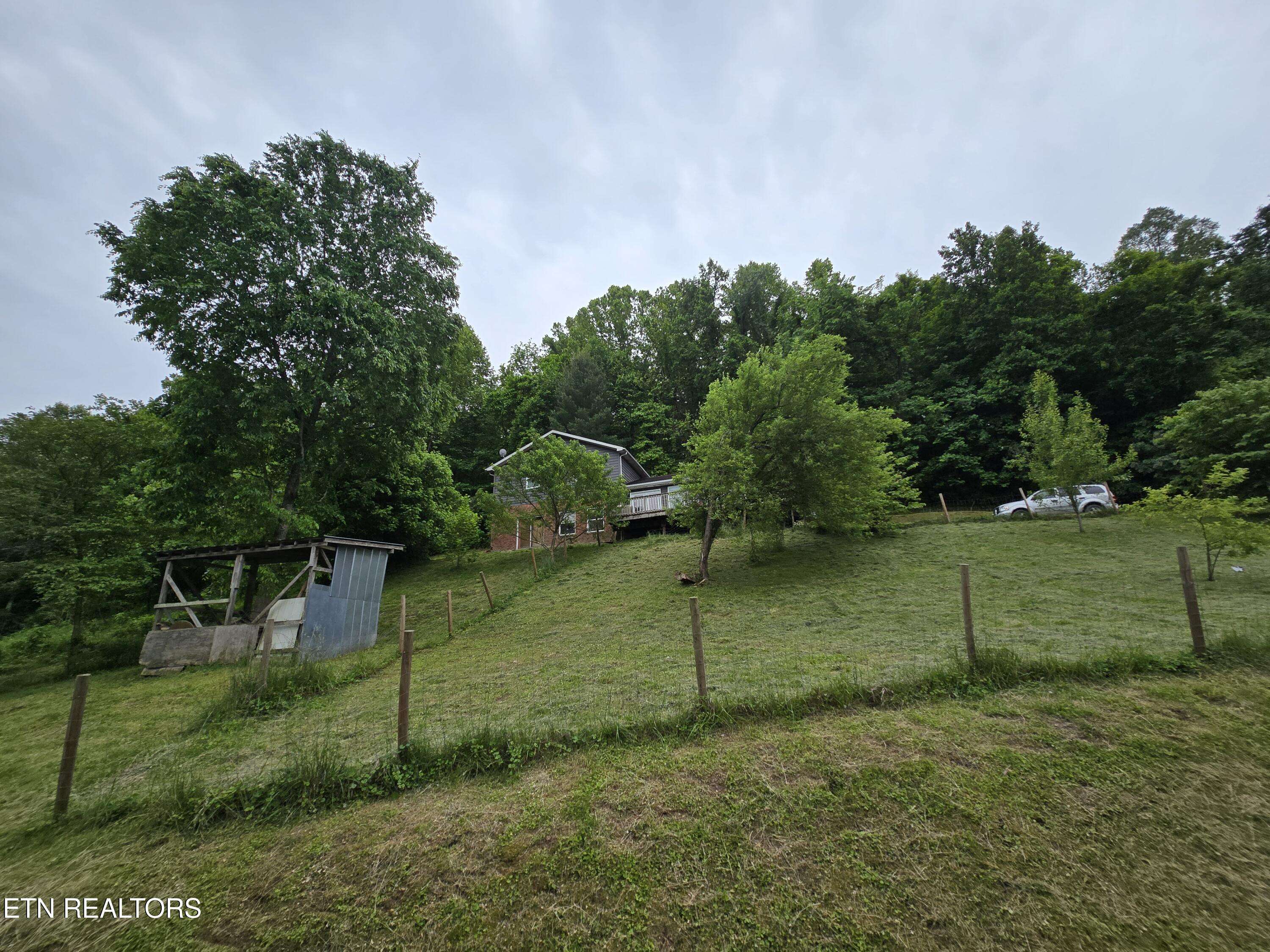 Pennington Gap, VA 24277,291 Tall Oaks DR