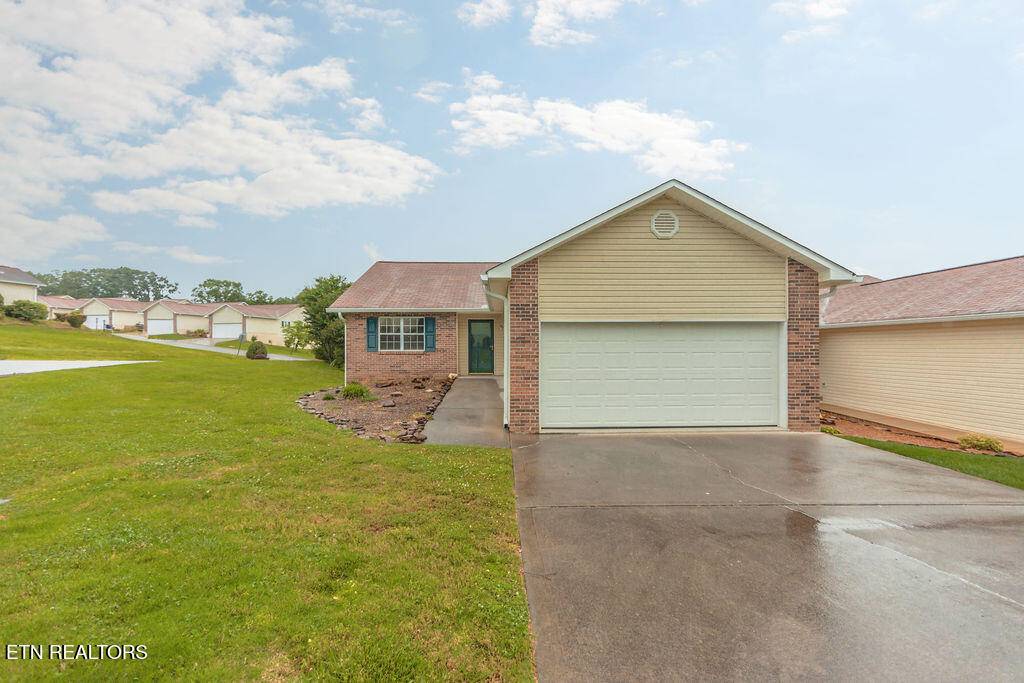 Lenoir City, TN 37771,132 Executive Meadows DR