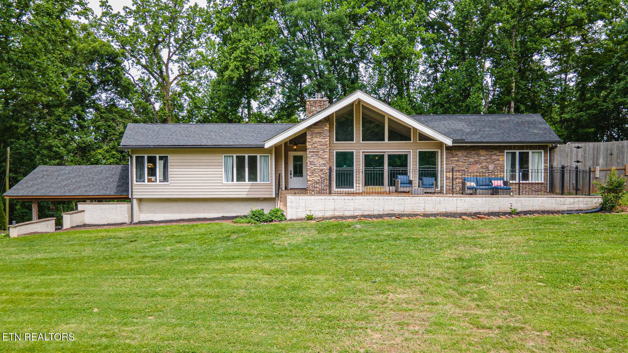 Louisville, TN 37777,3729 Vista Rd