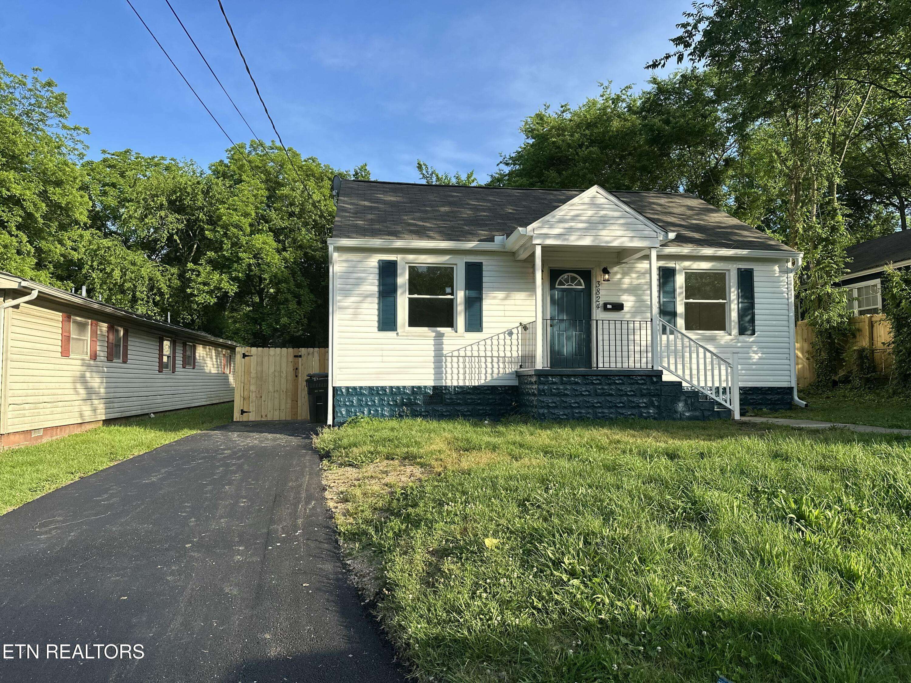 Knoxville, TN 37914,3824 Catalpa Ave