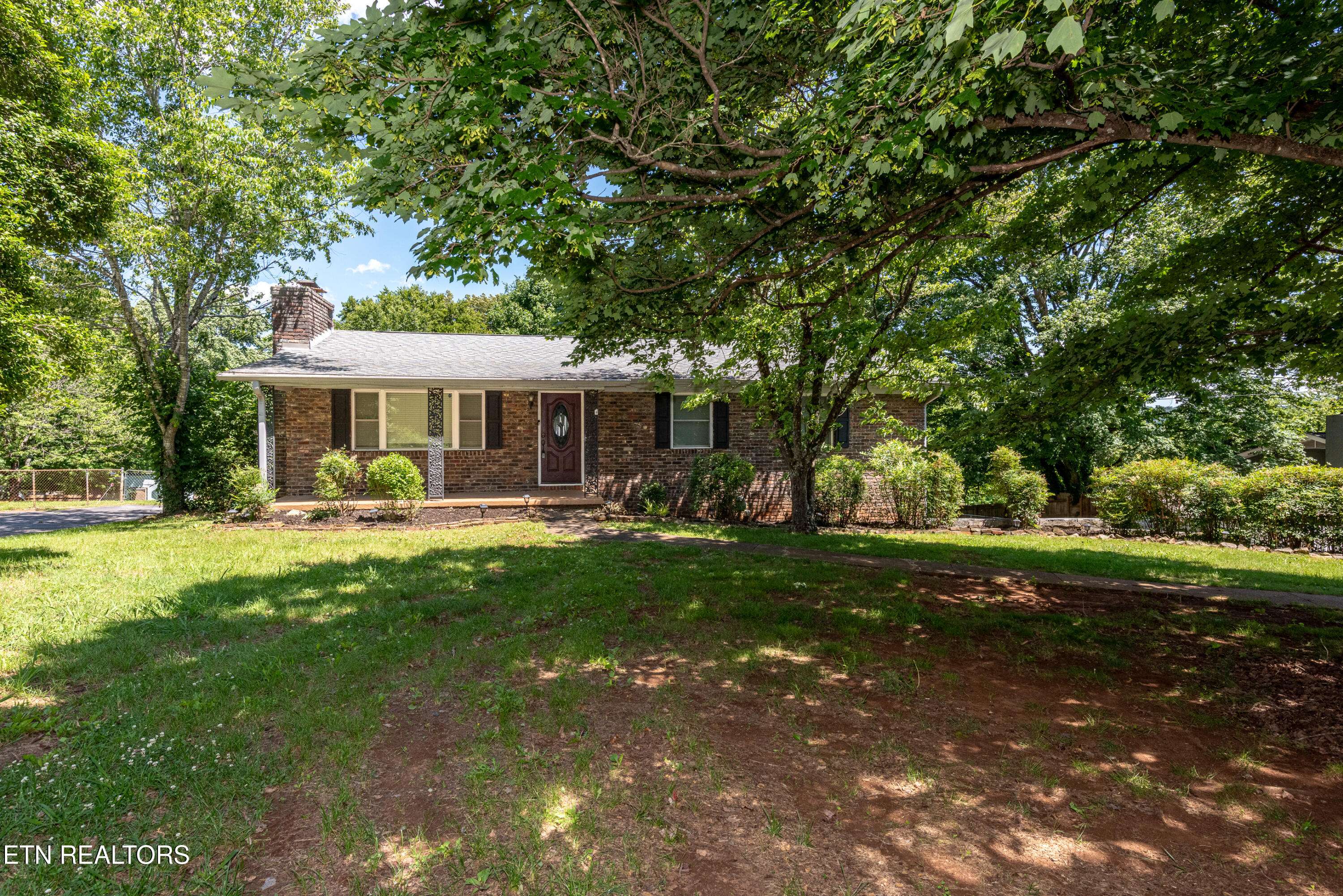 Knoxville, TN 37920,3408 Maryville PIKE