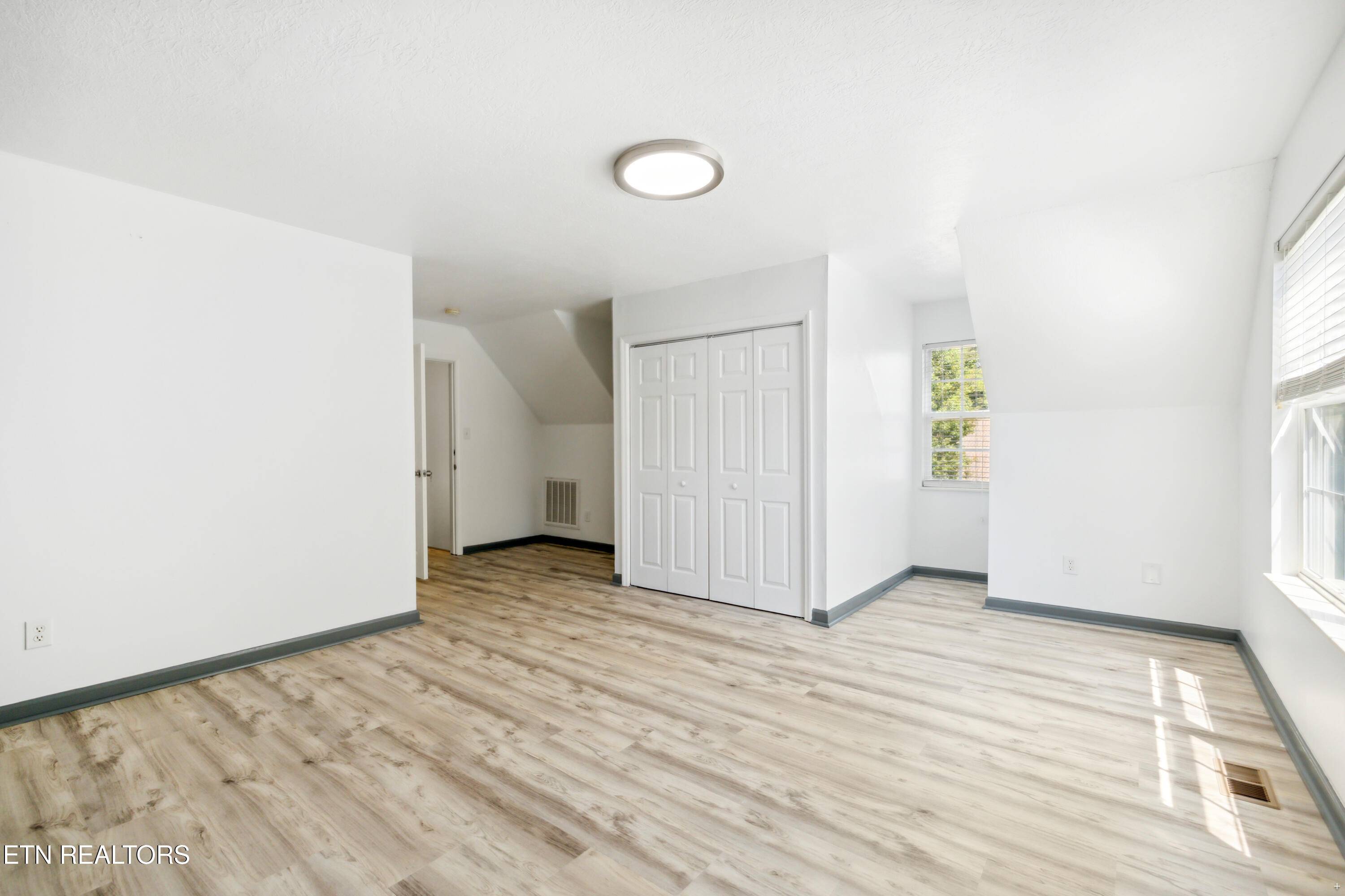 Knoxville, TN 37921,6108 Burlwood Rd