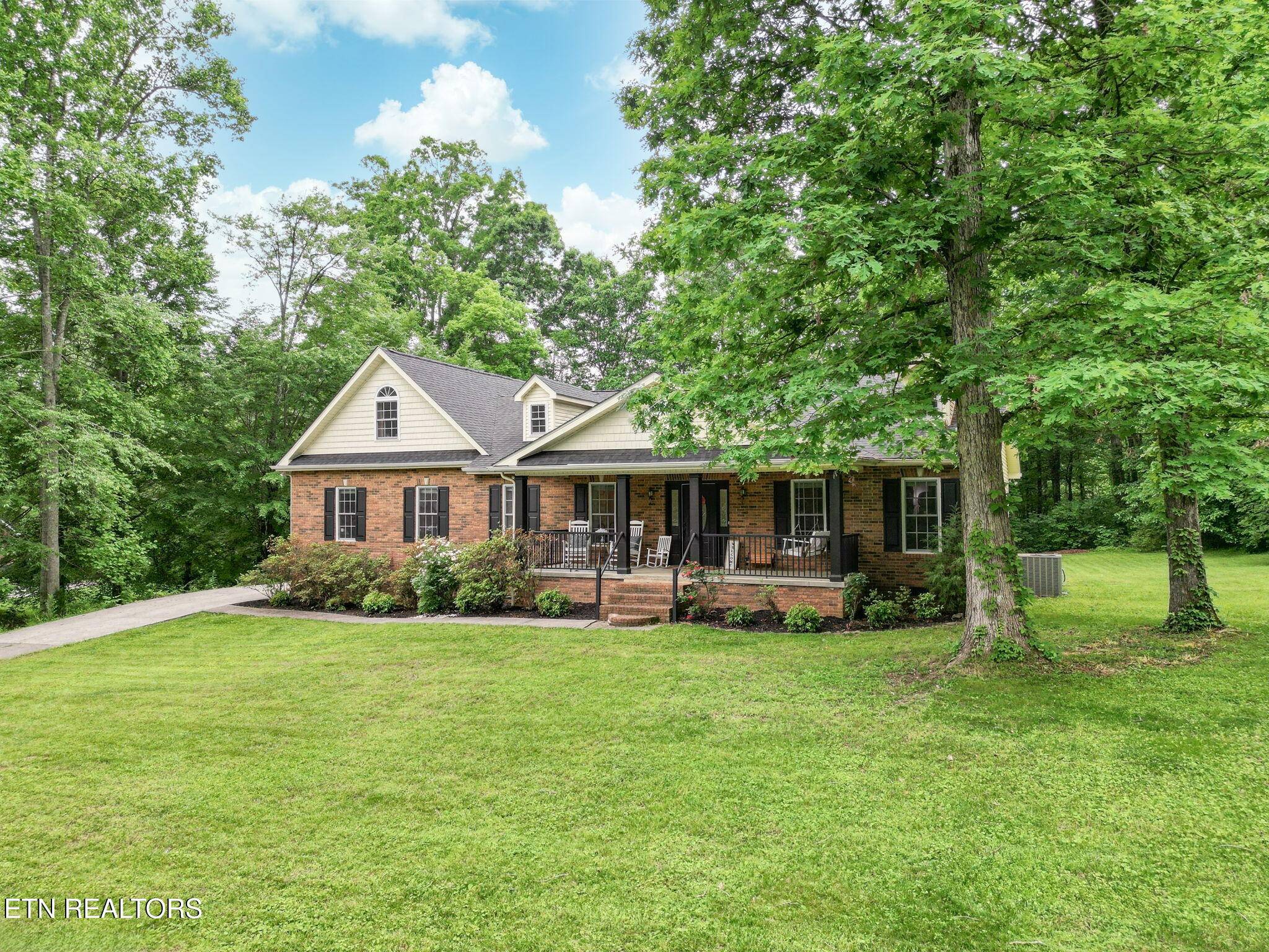 Powell, TN 37849,129 Mockingbird Hill LN