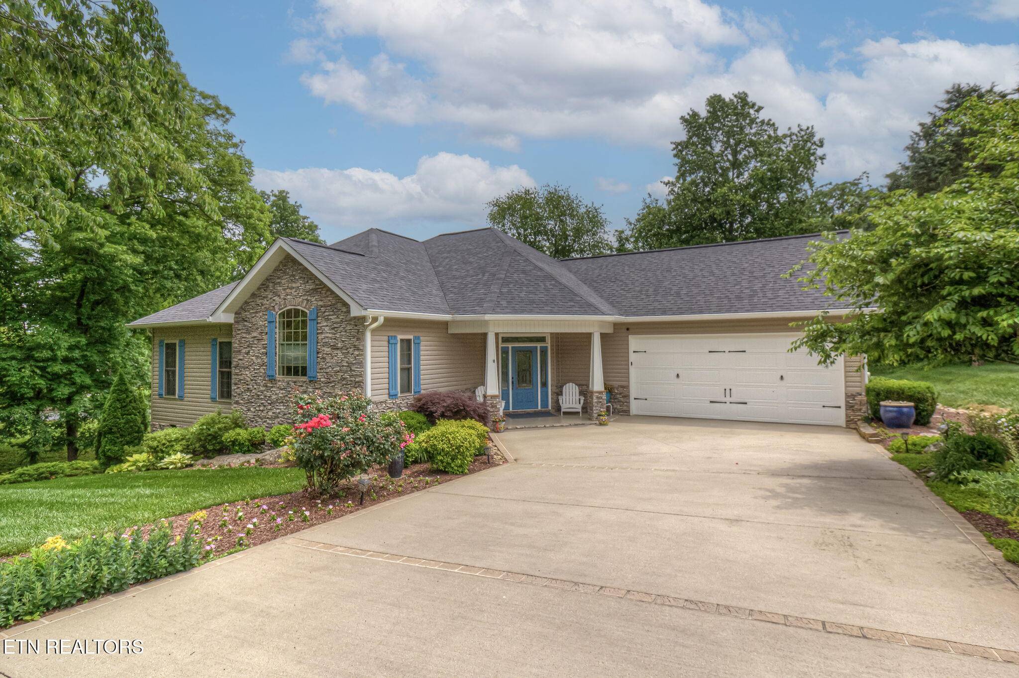 Loudon, TN 37774,258 Dudala WAY