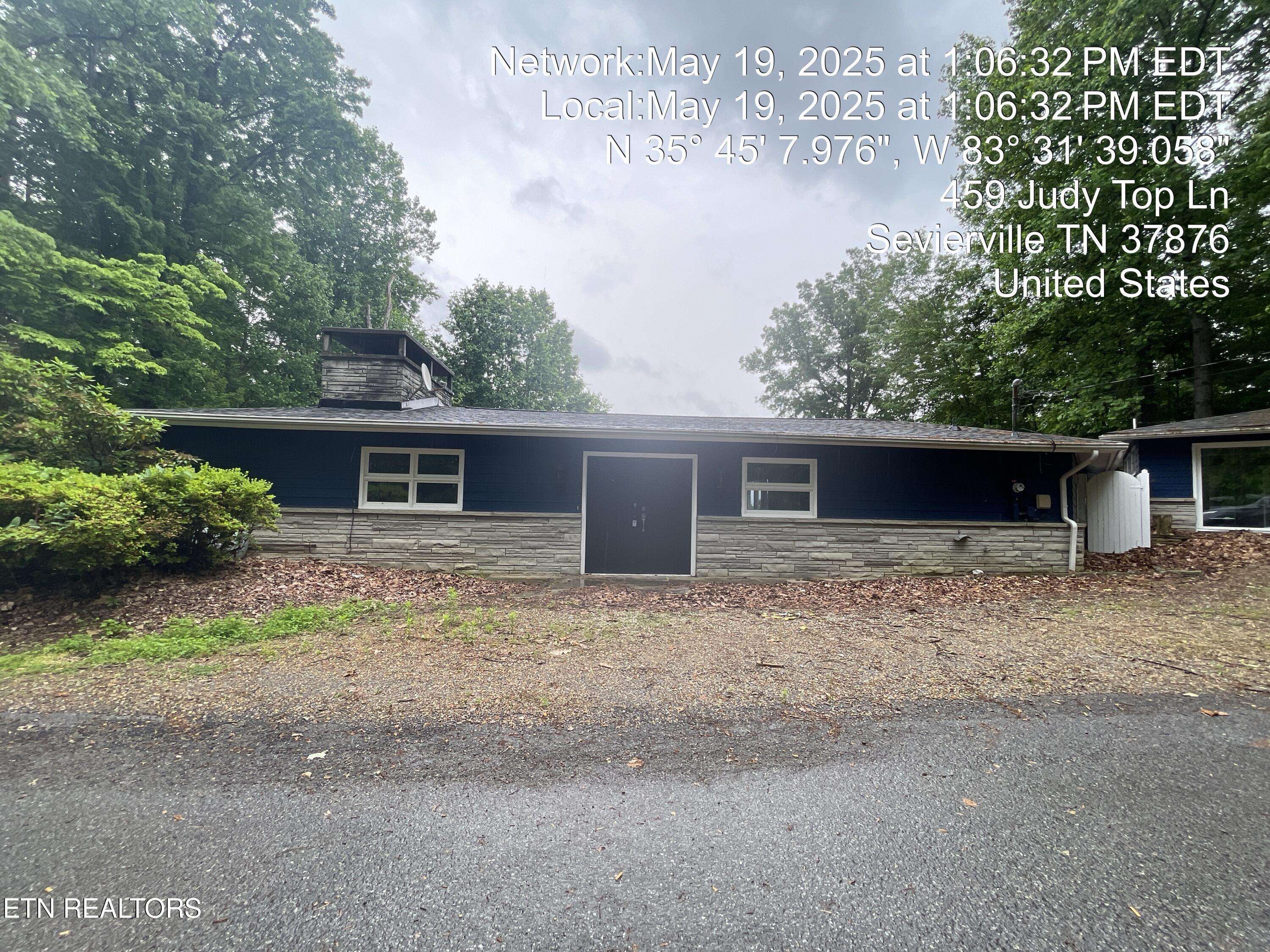 Sevierville, TN 37876,459 Judy Top LN