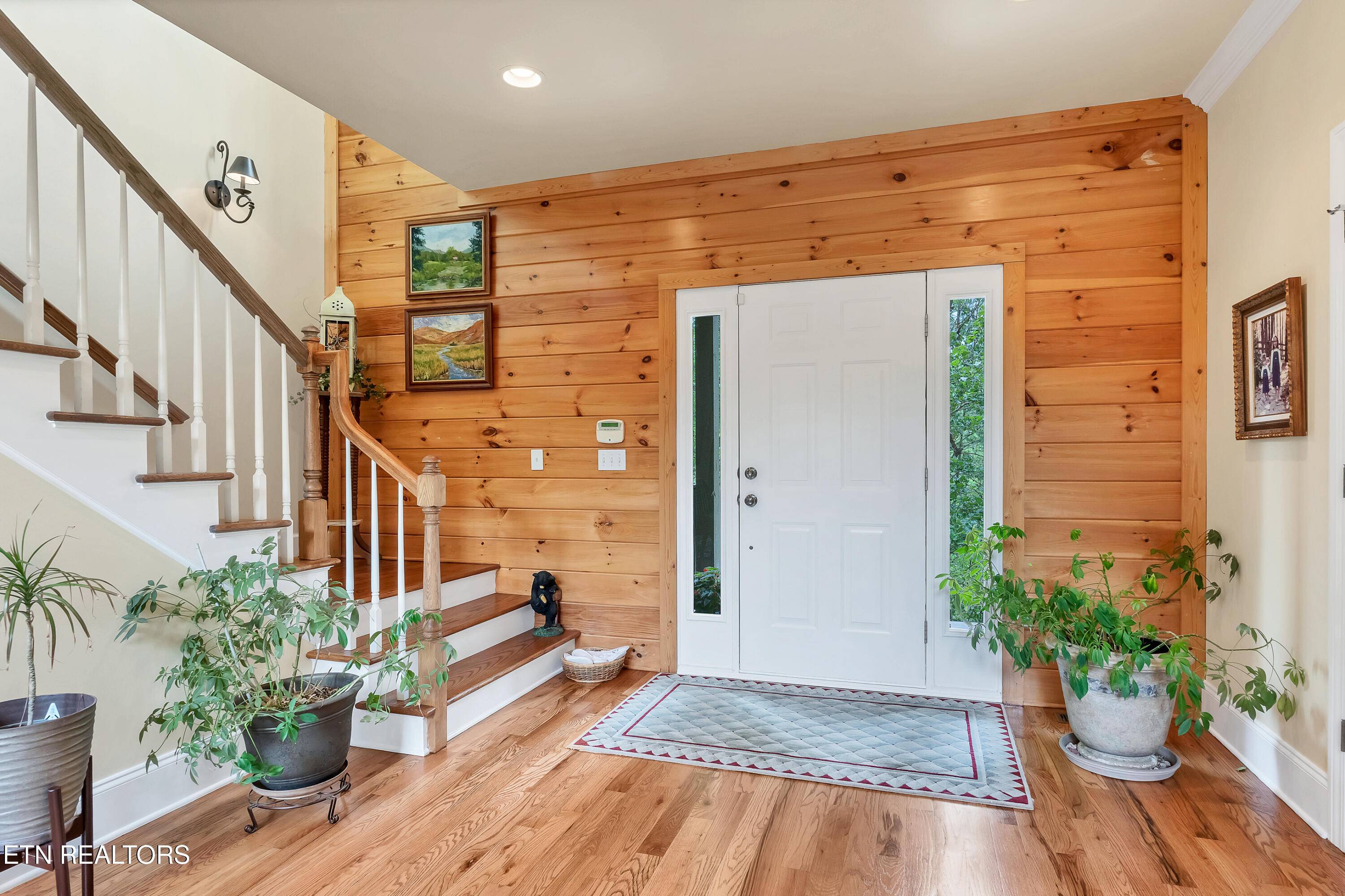 Townsend, TN 37882,670 Hawk View DR