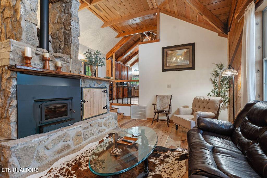 Sweetwater, TN 37874,735 County Rd 350