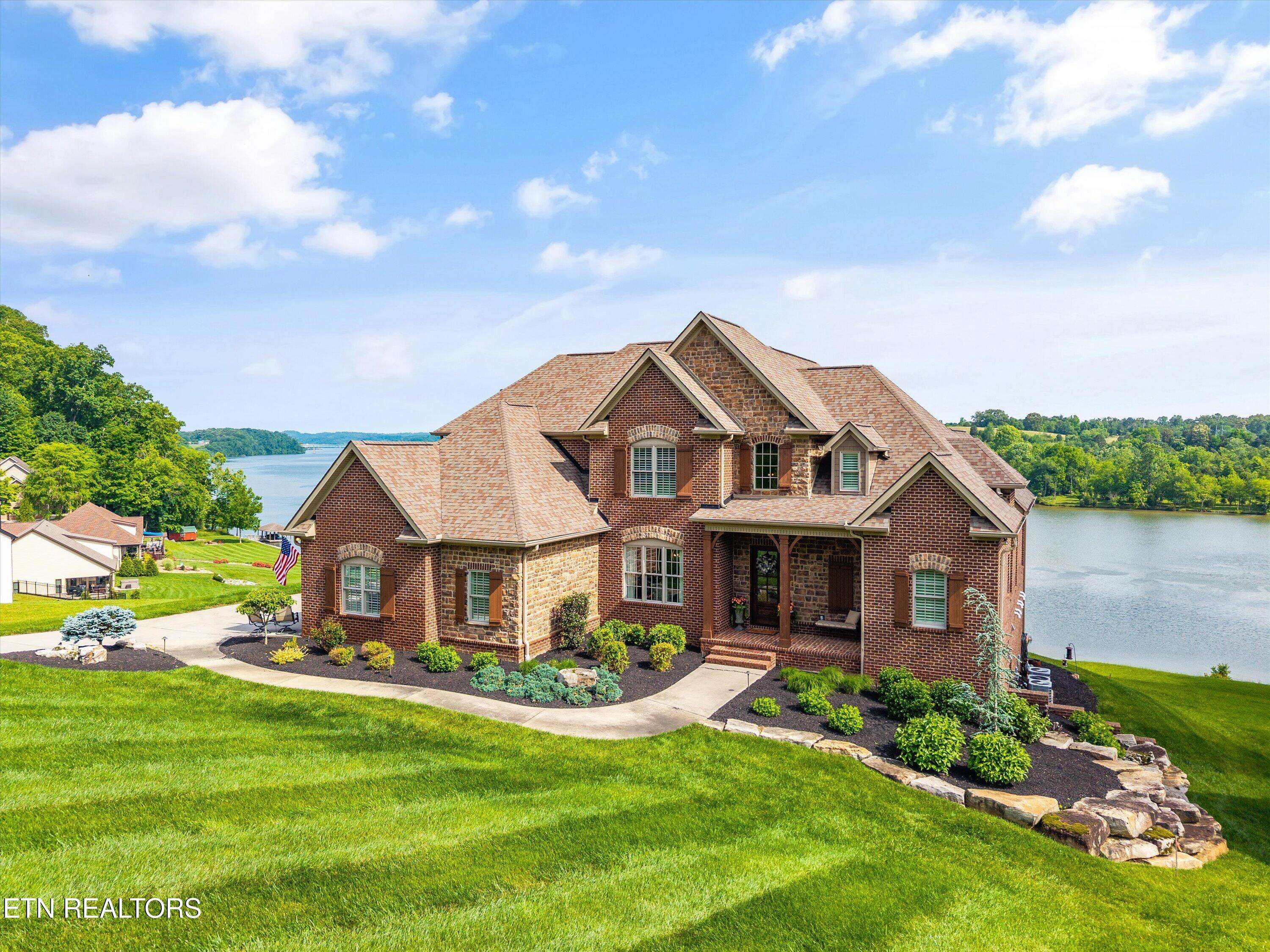 Loudon, TN 37774,436 Silent River LN