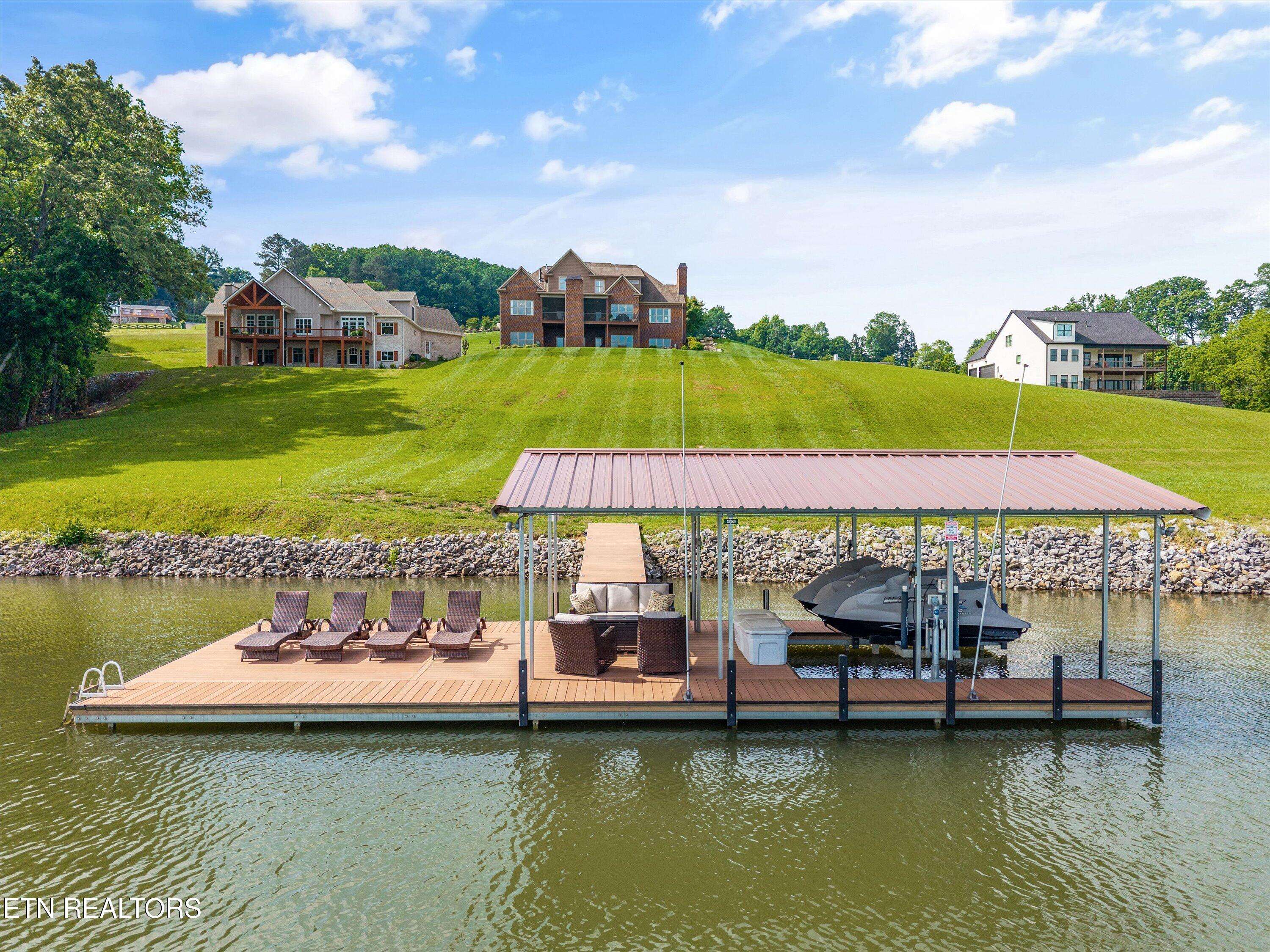 Loudon, TN 37774,436 Silent River LN