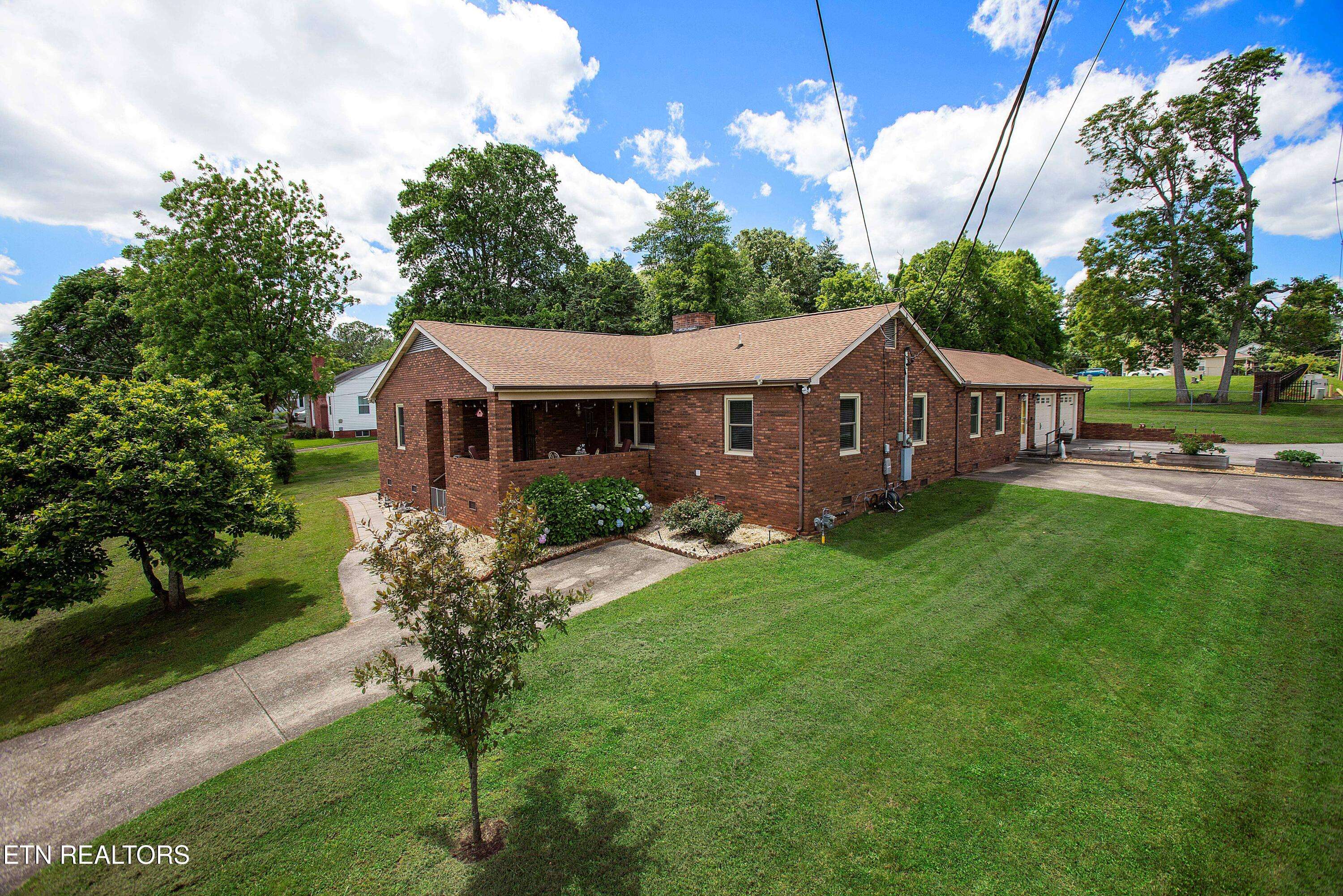 Knoxville, TN 37918,2231 Holbrook DR