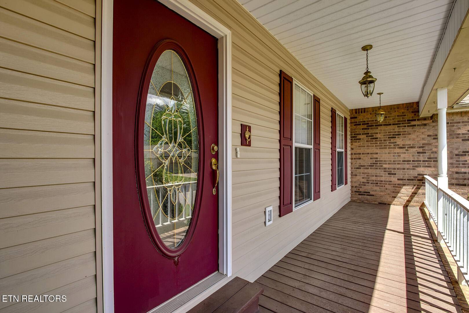 Loudon, TN 37774,309 Saligugi LN