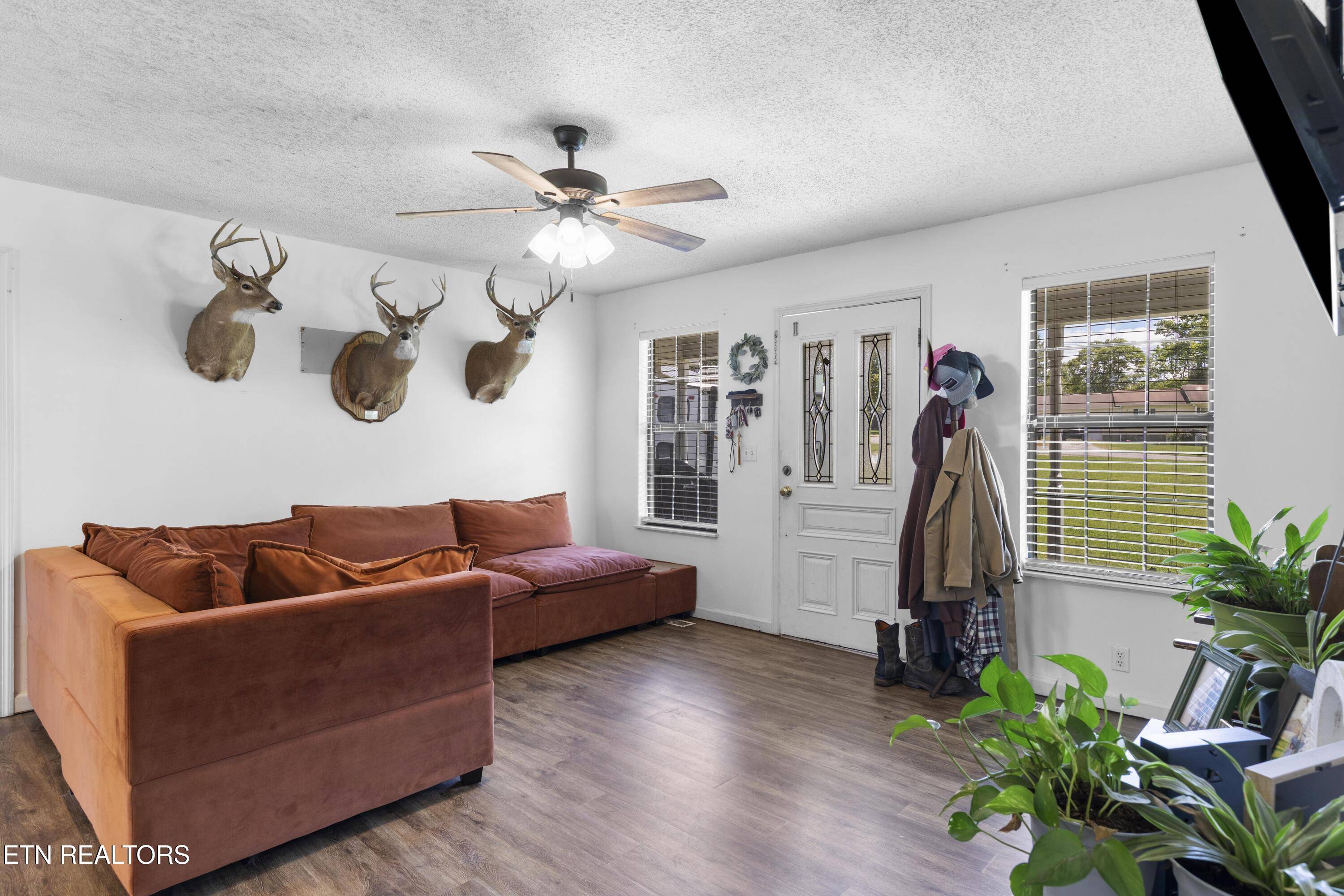 Jacksboro, TN 37757,153 Mill Creek LN