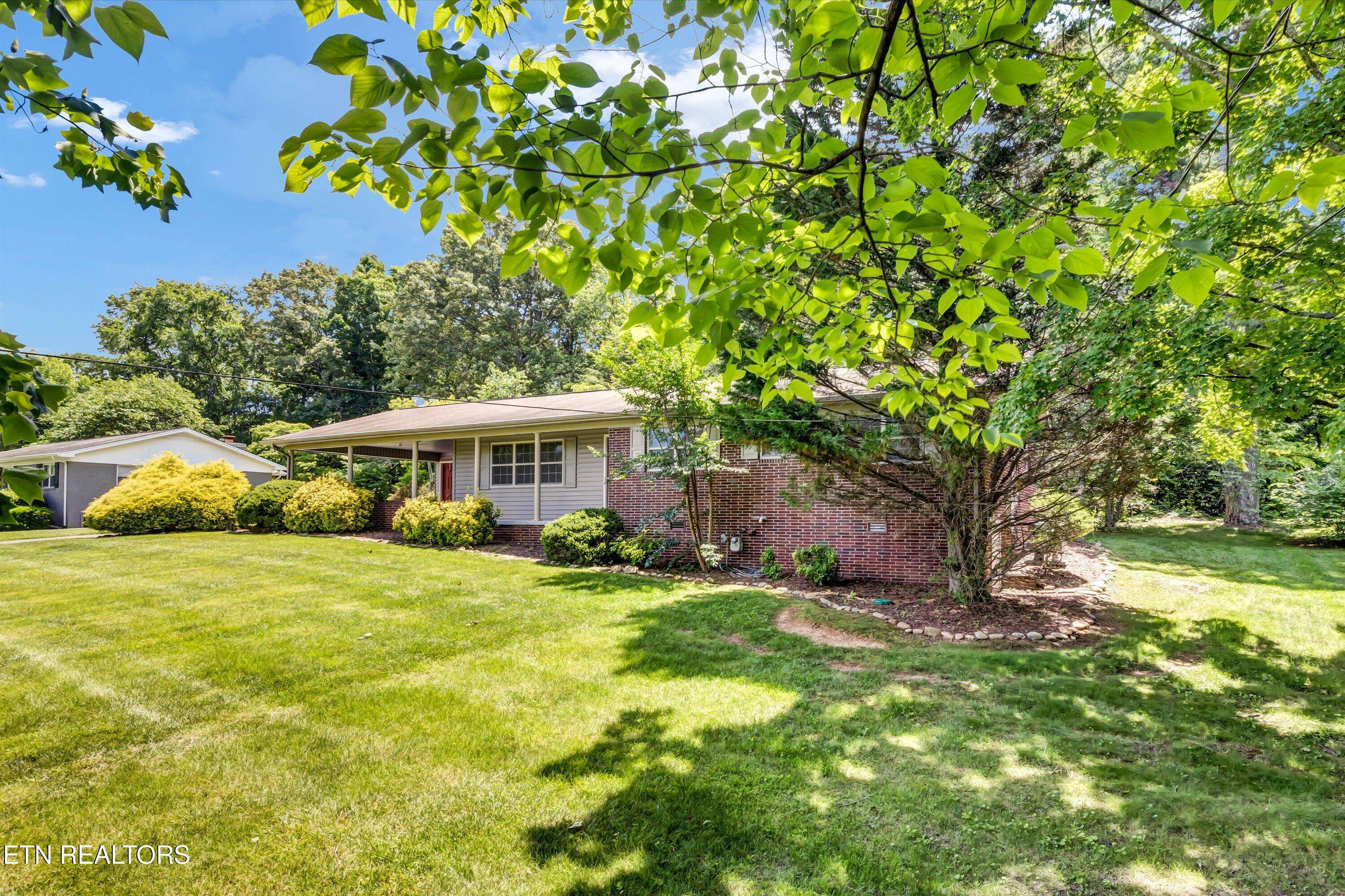 Maryville, TN 37803,2972 Marvin CIR