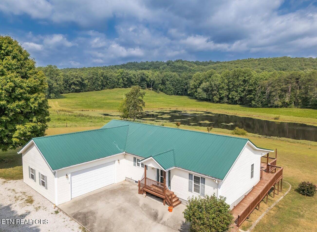 Crossville, TN 38572,7622 Newton Rd