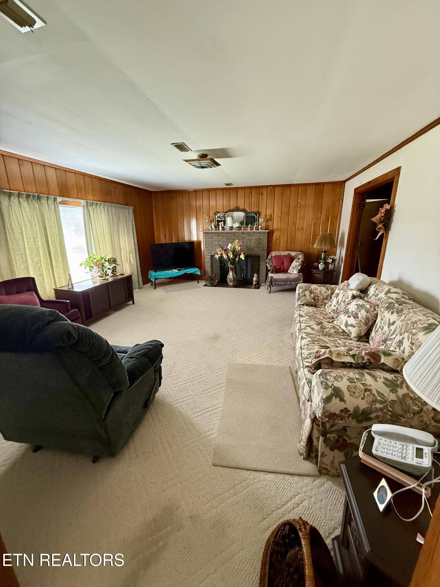 Strawberry Plains, TN 37871,1005 Cooper Road Rd
