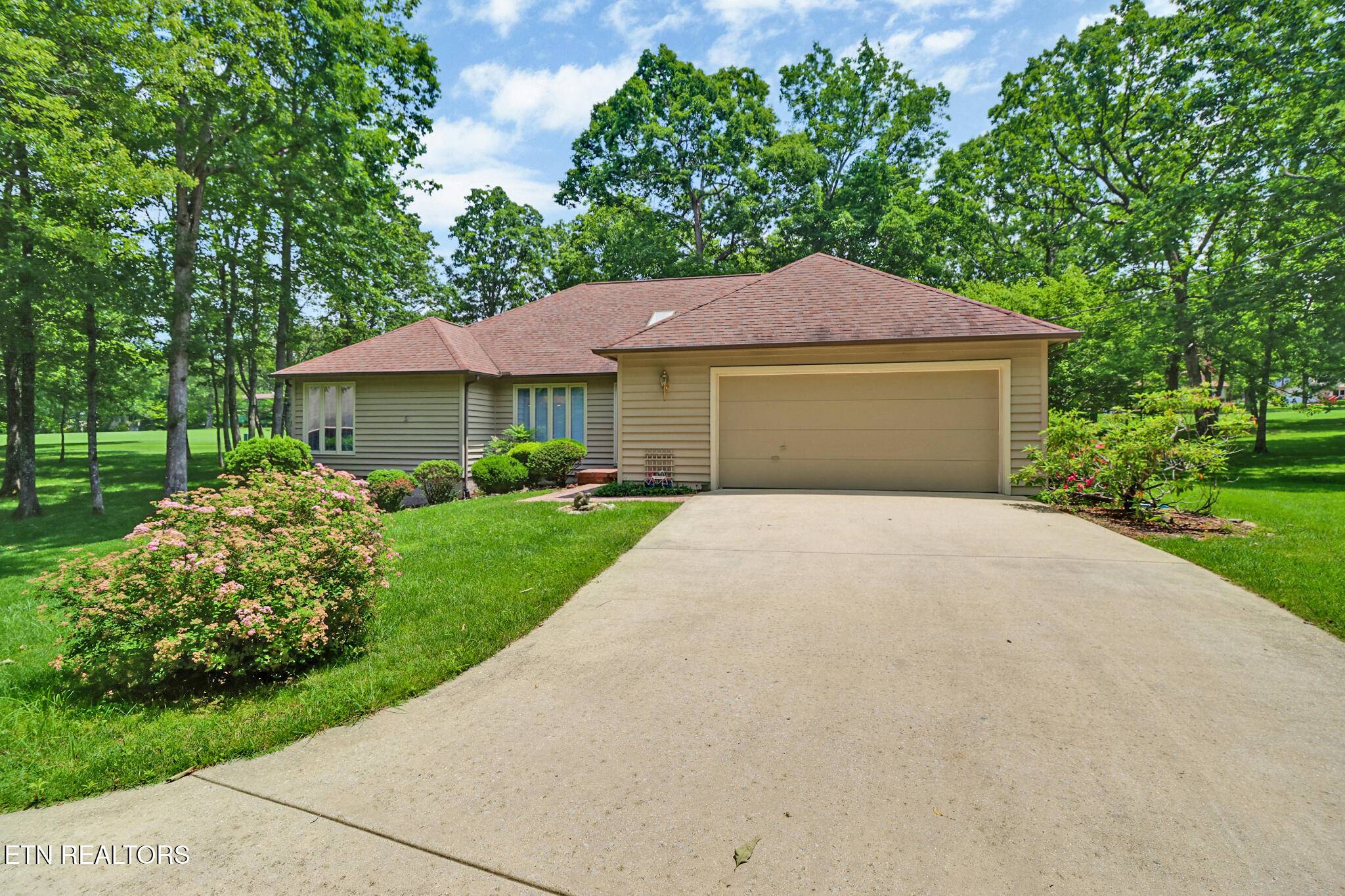 Crossville, TN 38558,131 Snead DR