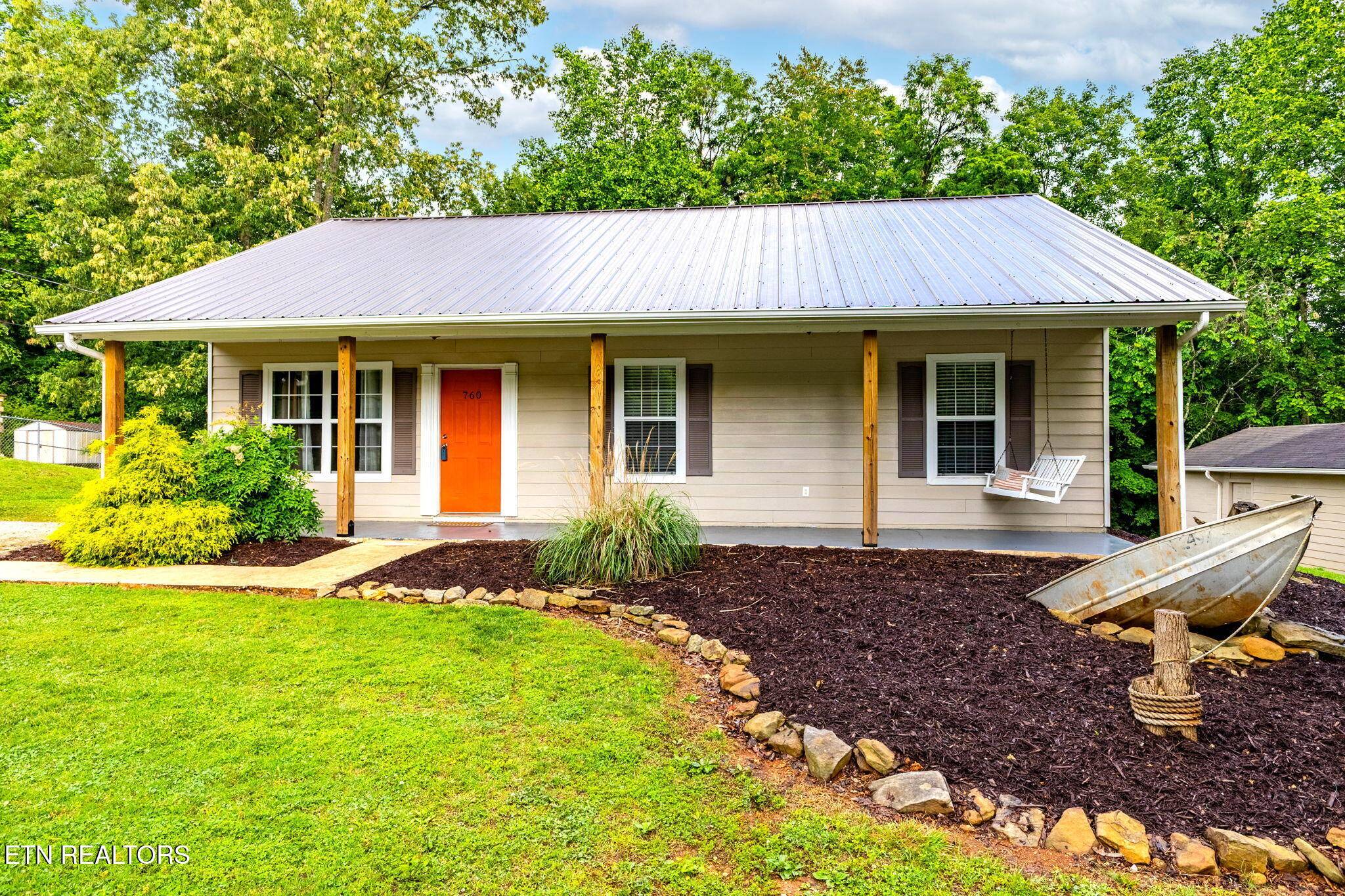 Jacksboro, TN 37757,760 Pine Hollow Rd