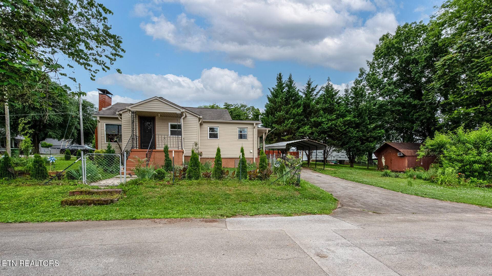Maryville, TN 37804,407 Bogle St