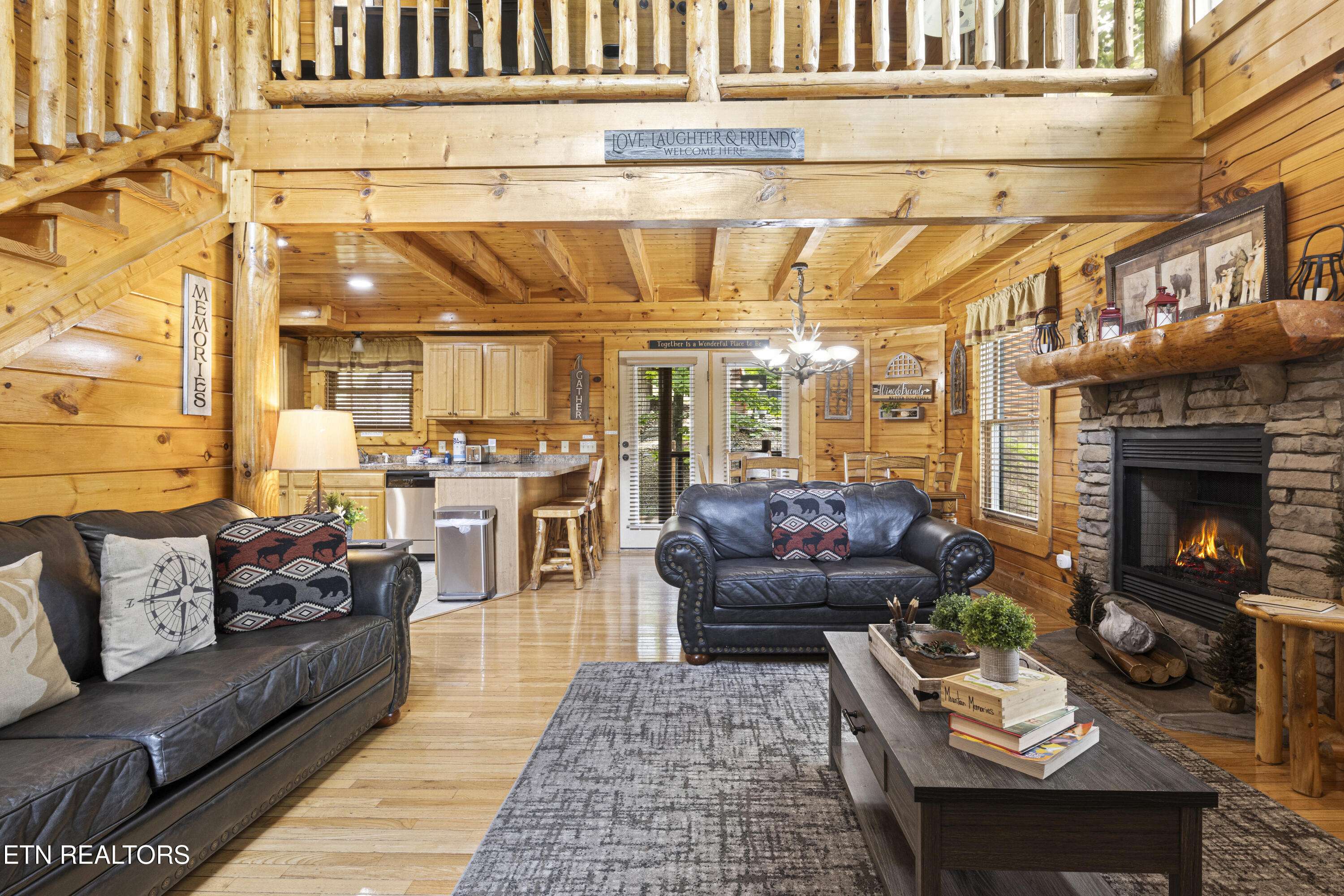 Pigeon Forge, TN 37862,1665 Mountain Lodge WAY