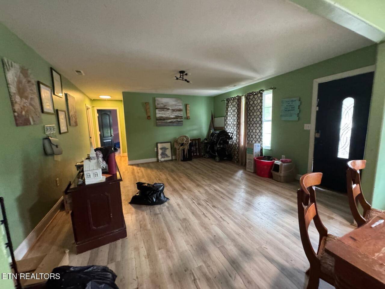 Pikeville, TN 37367,202 Foothills Rd