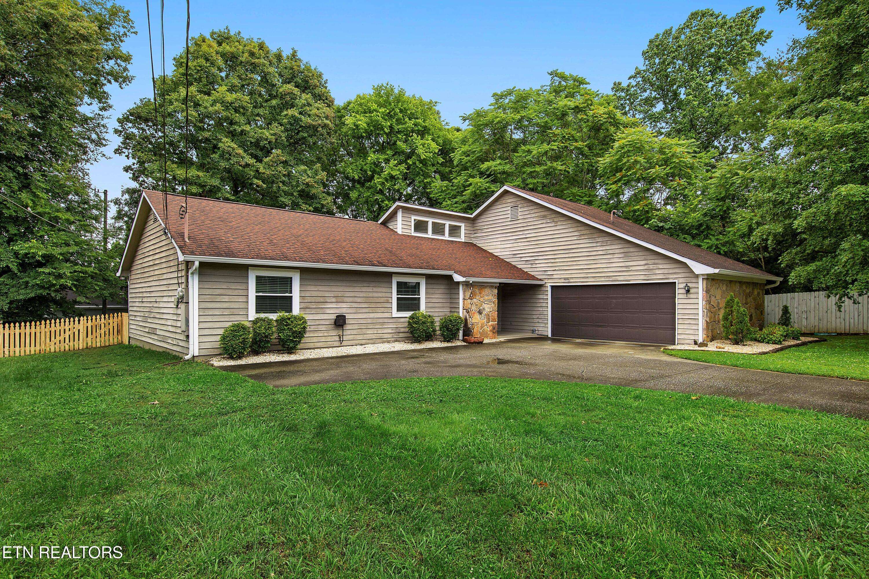 Knoxville, TN 37923,1505 Fox Hollow Tr