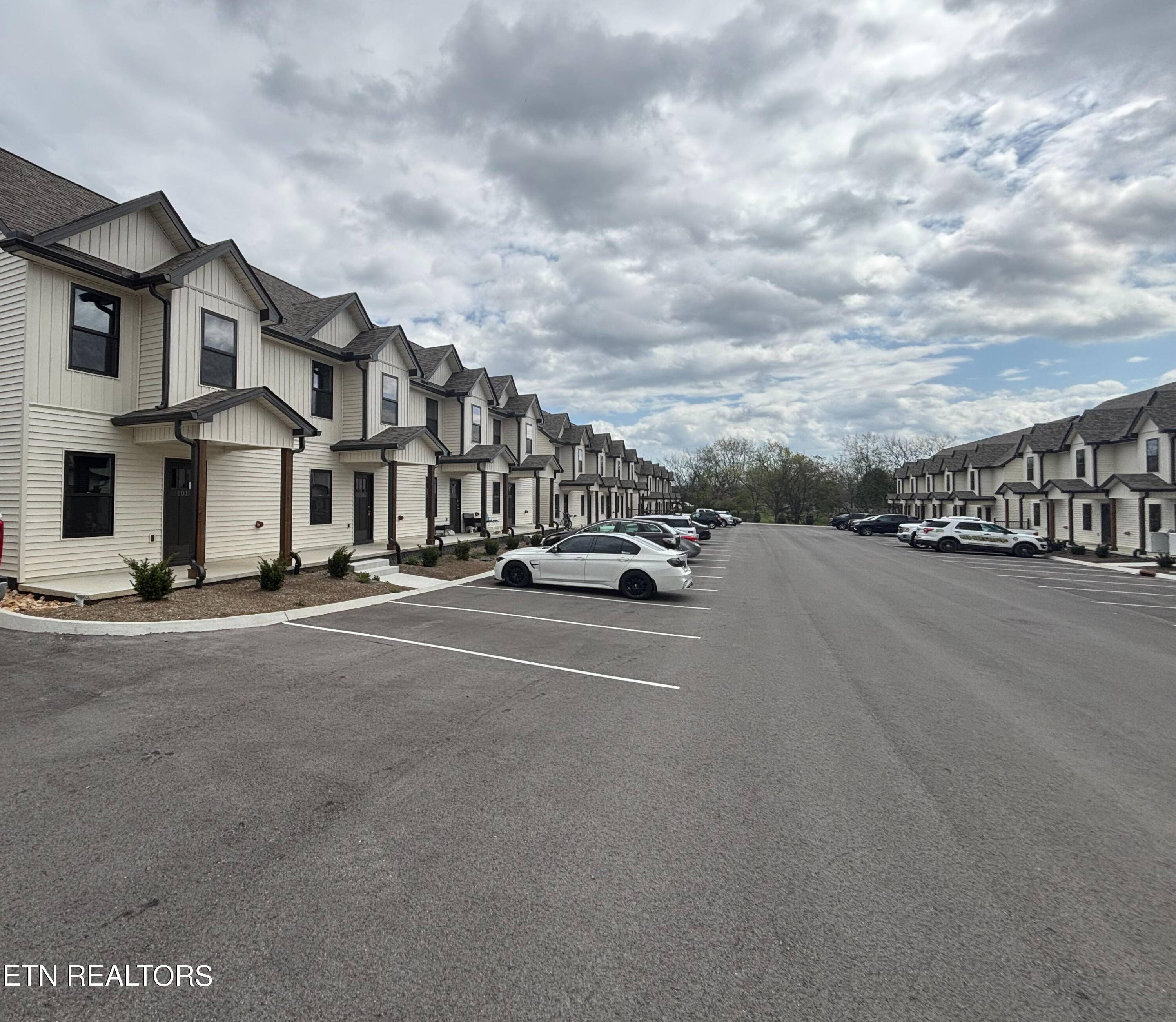 Lenoir City, TN 37772,107 Delaney WAY