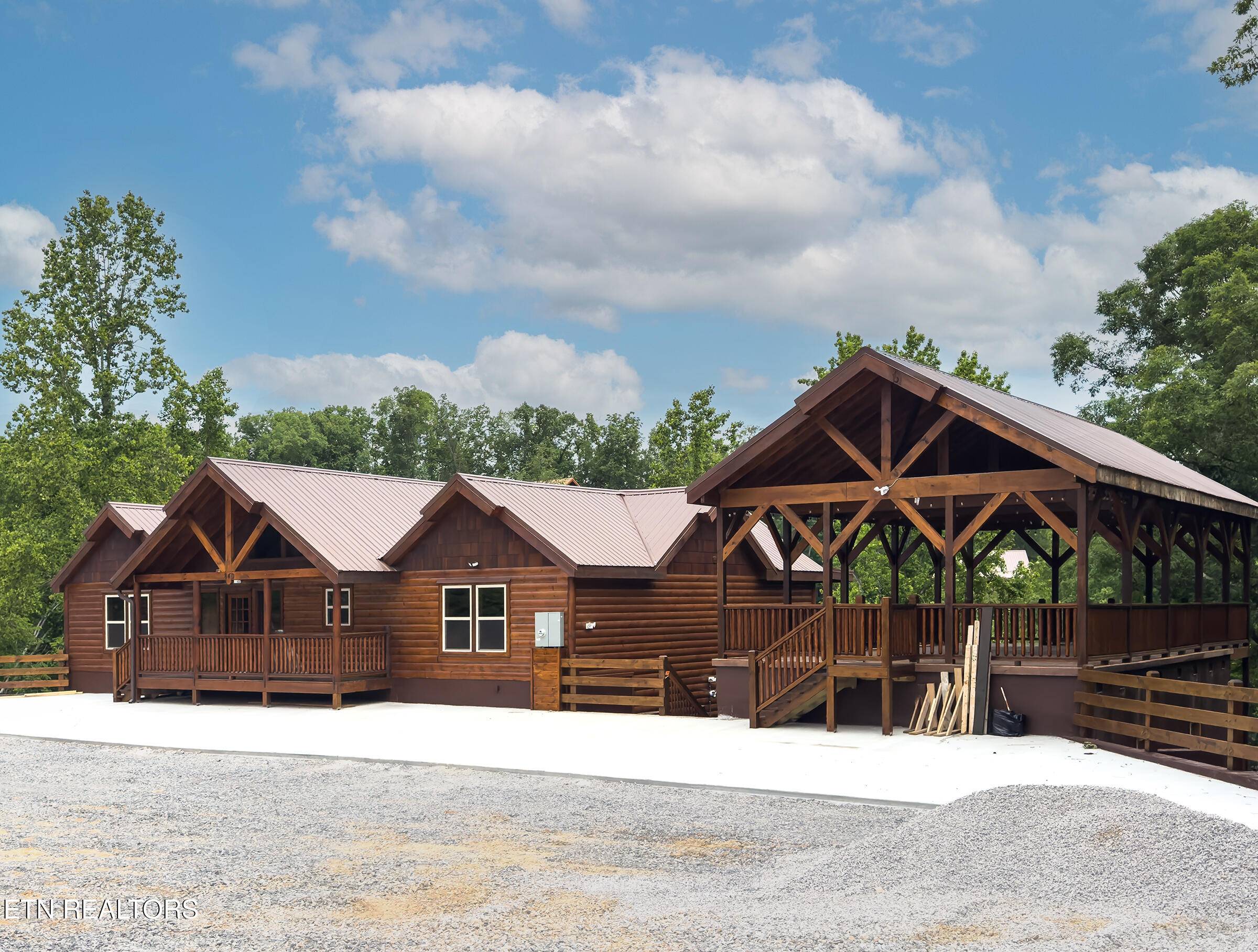 Sevierville, TN 37876,840 Bethlehem WAY