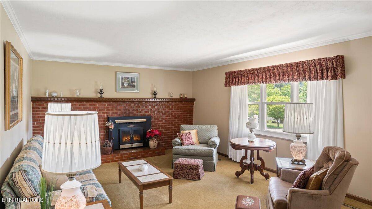 Knoxville, TN 37918,4309 Lonor DR