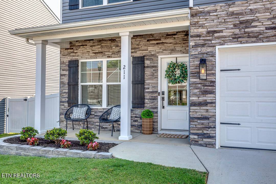 Maryville, TN 37801,211 Moonrise LN