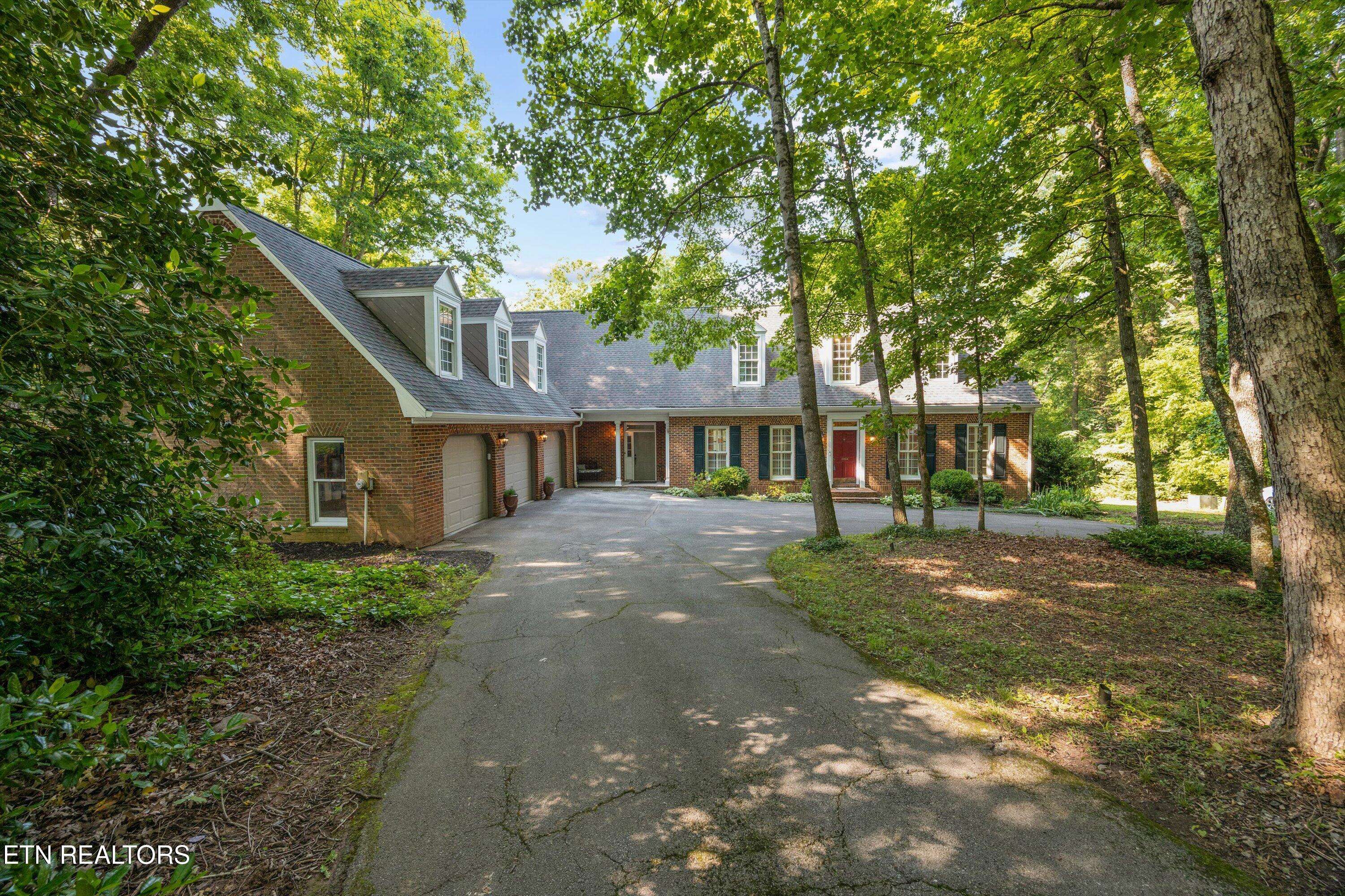 Knoxville, TN 37922,10104 Westland DR