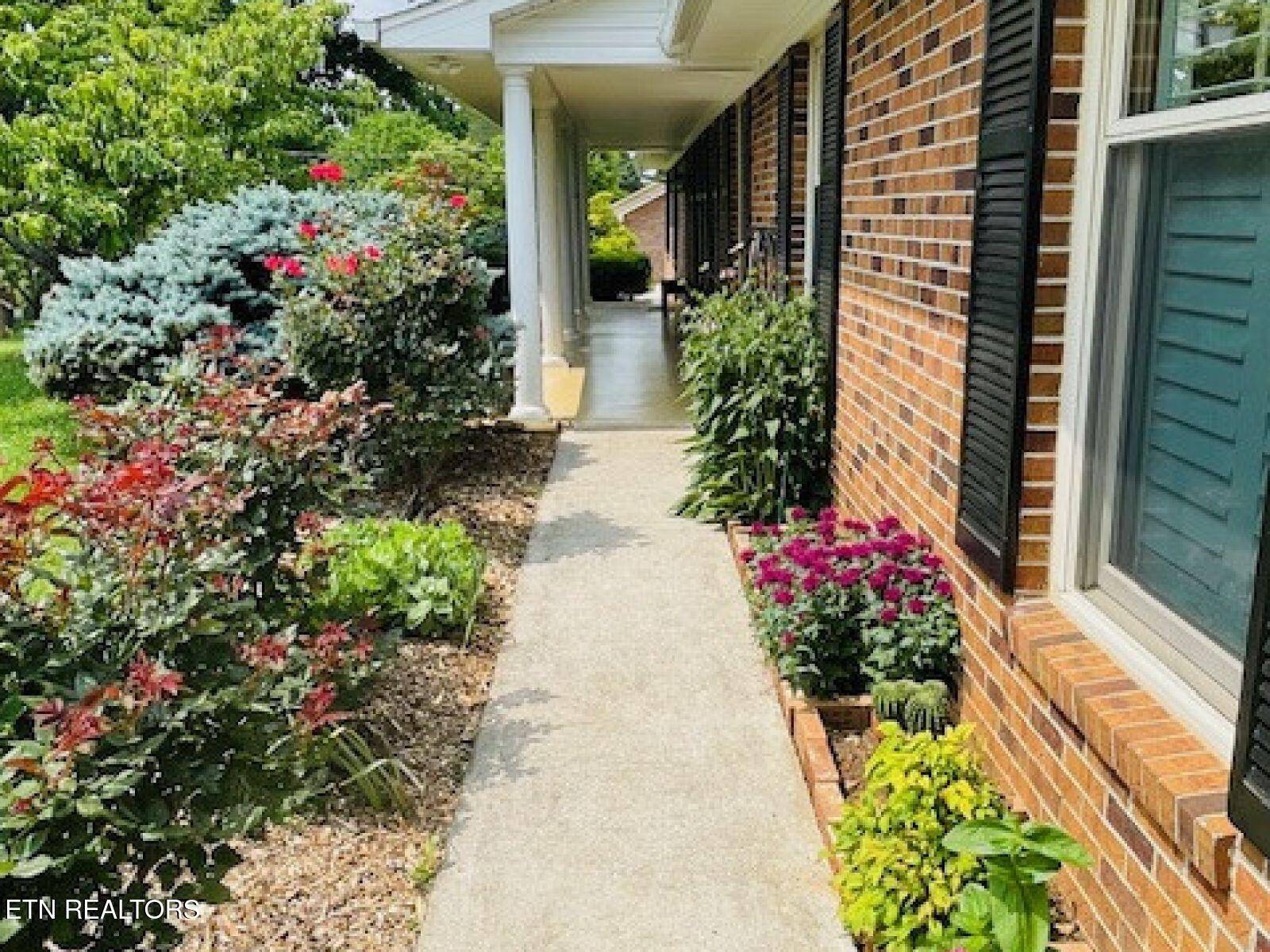 Seymour, TN 37865,834 Hinkle Estates DR