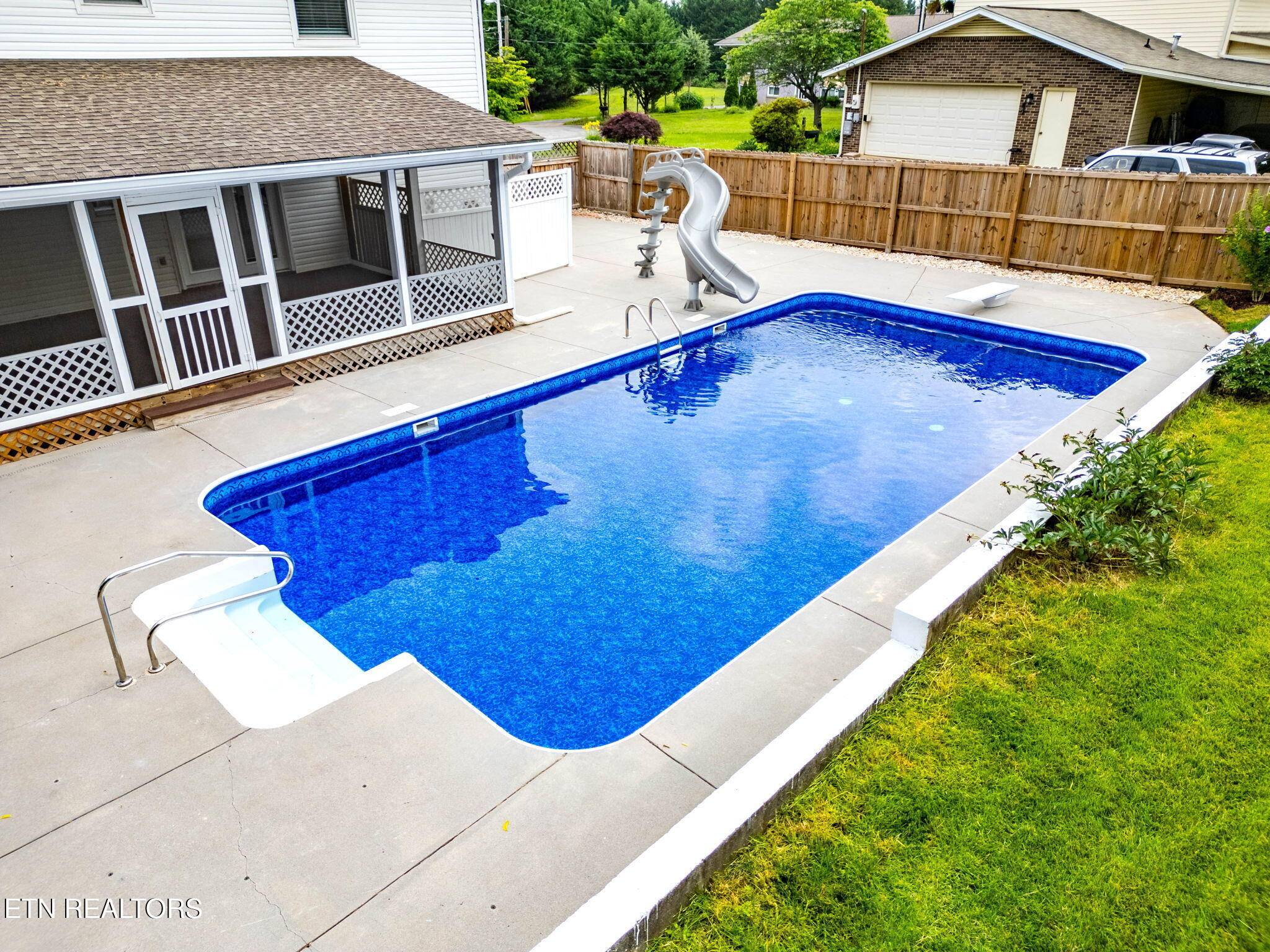 Knoxville, TN 37922,9504 Laurens LN