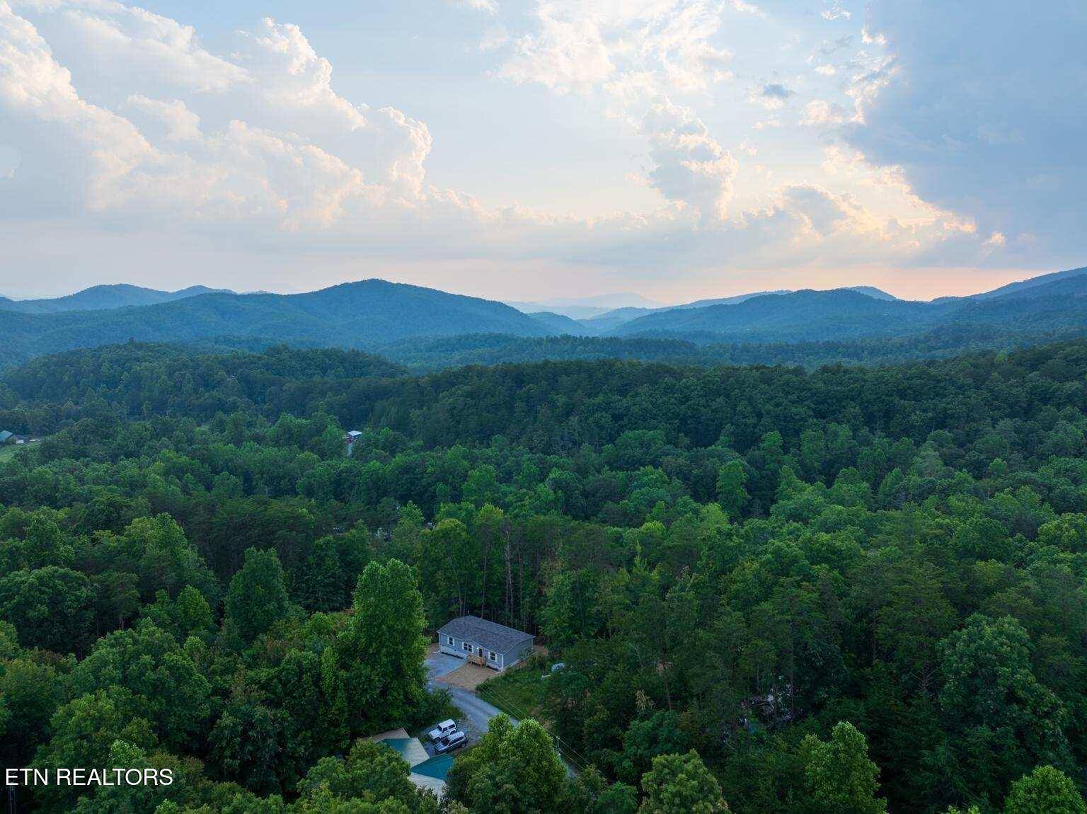 Sevierville, TN 37876,1527 Black Oak DR