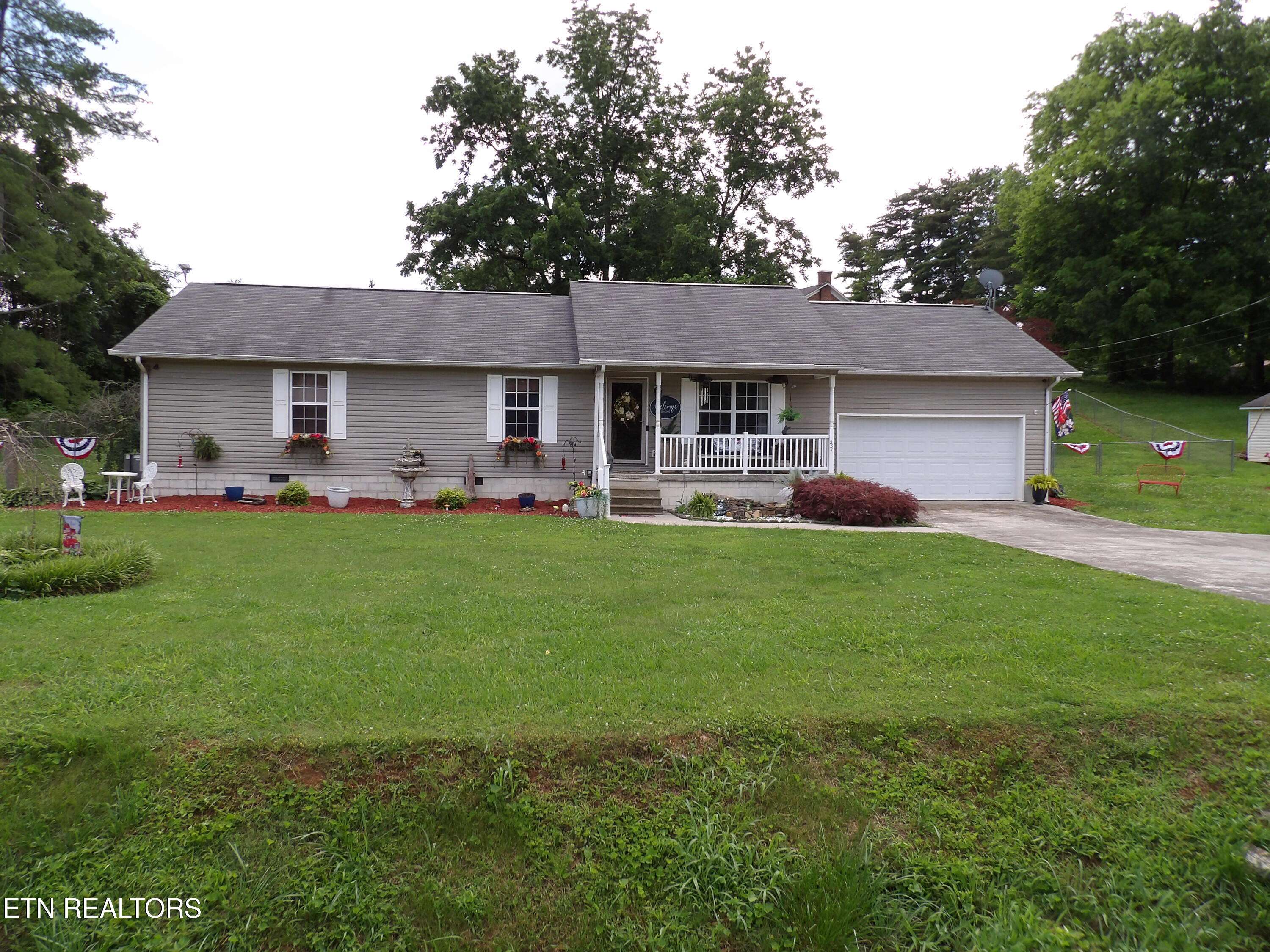 Sweetwater, TN 37874,231 Meadow LN