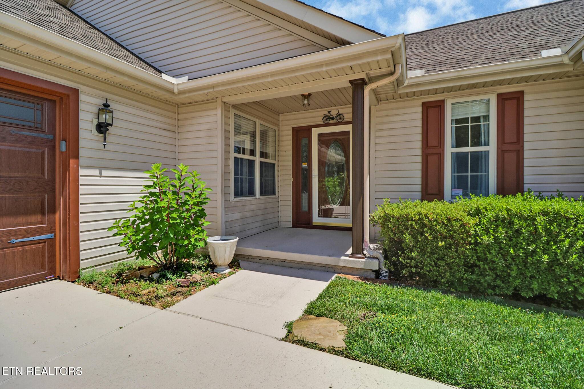 Crossville, TN 38558,104 Minetta DR