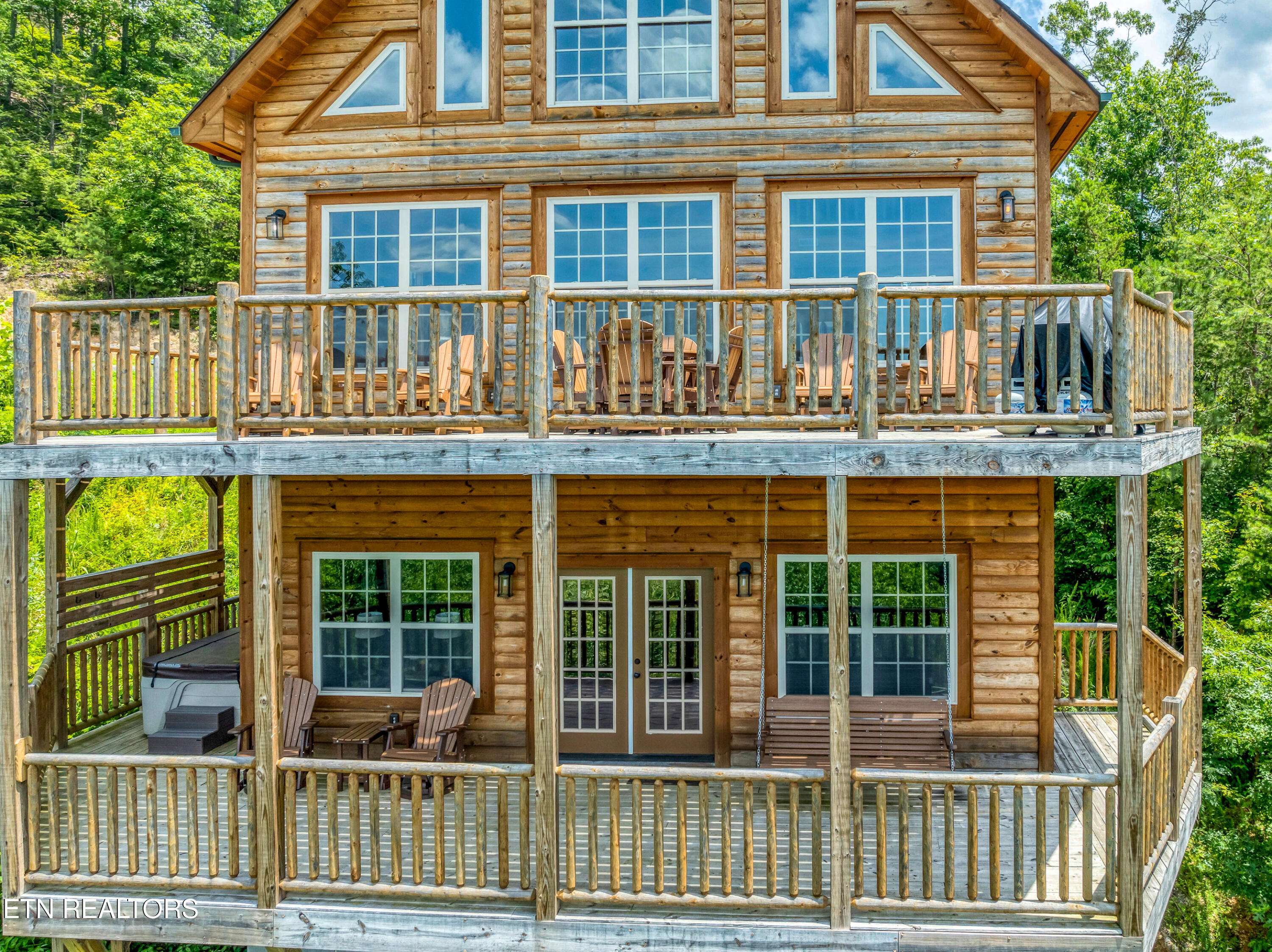 Sevierville, TN 37862,2219 Smoky Overlook WAY