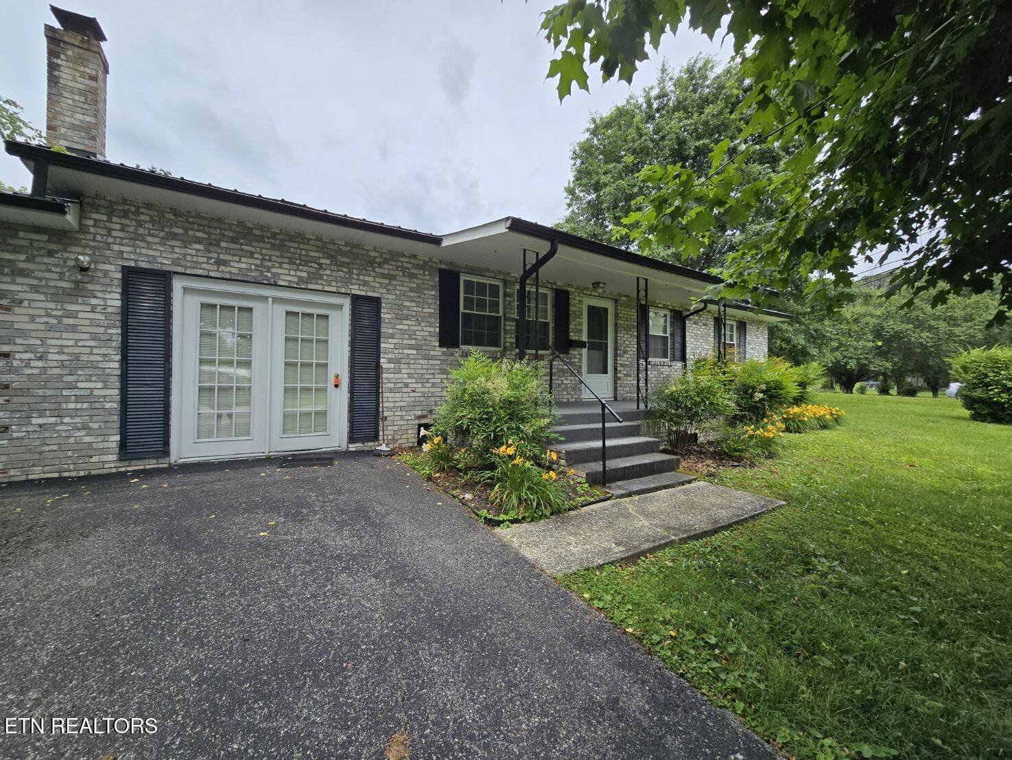Oneida, TN 37841,114 Verdun Rd
