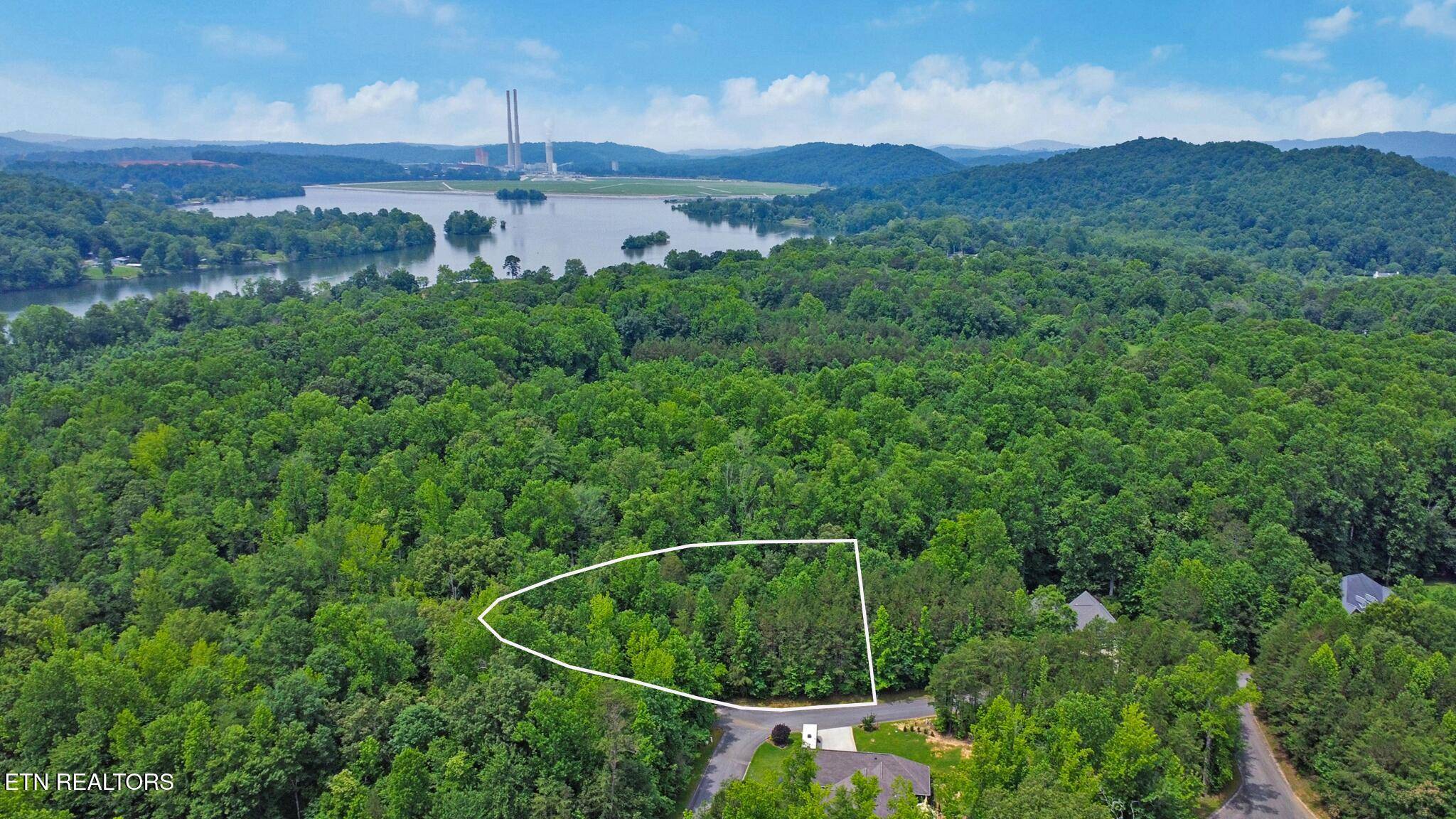 Harriman, TN 37748,Indigo Bunting DR