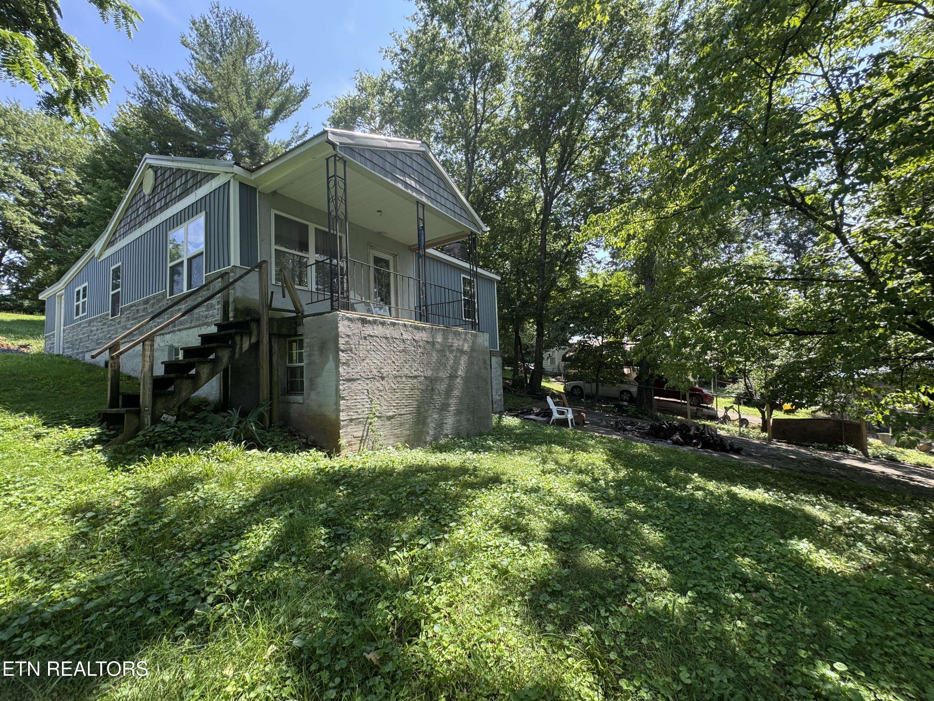 Maryville, TN 37804,305 Augusta Ave