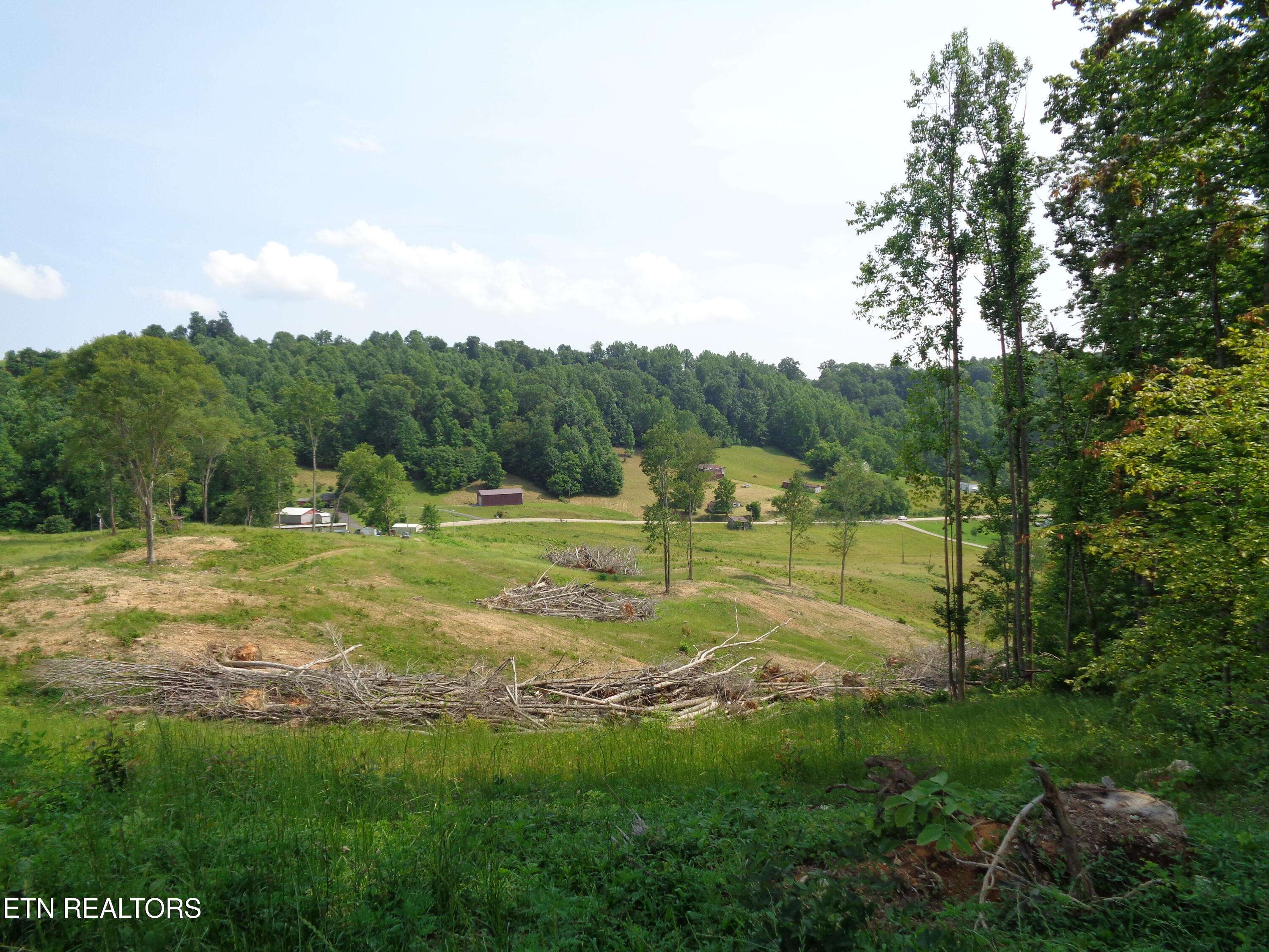 Sneedville, TN 37869,3877 HWY 66