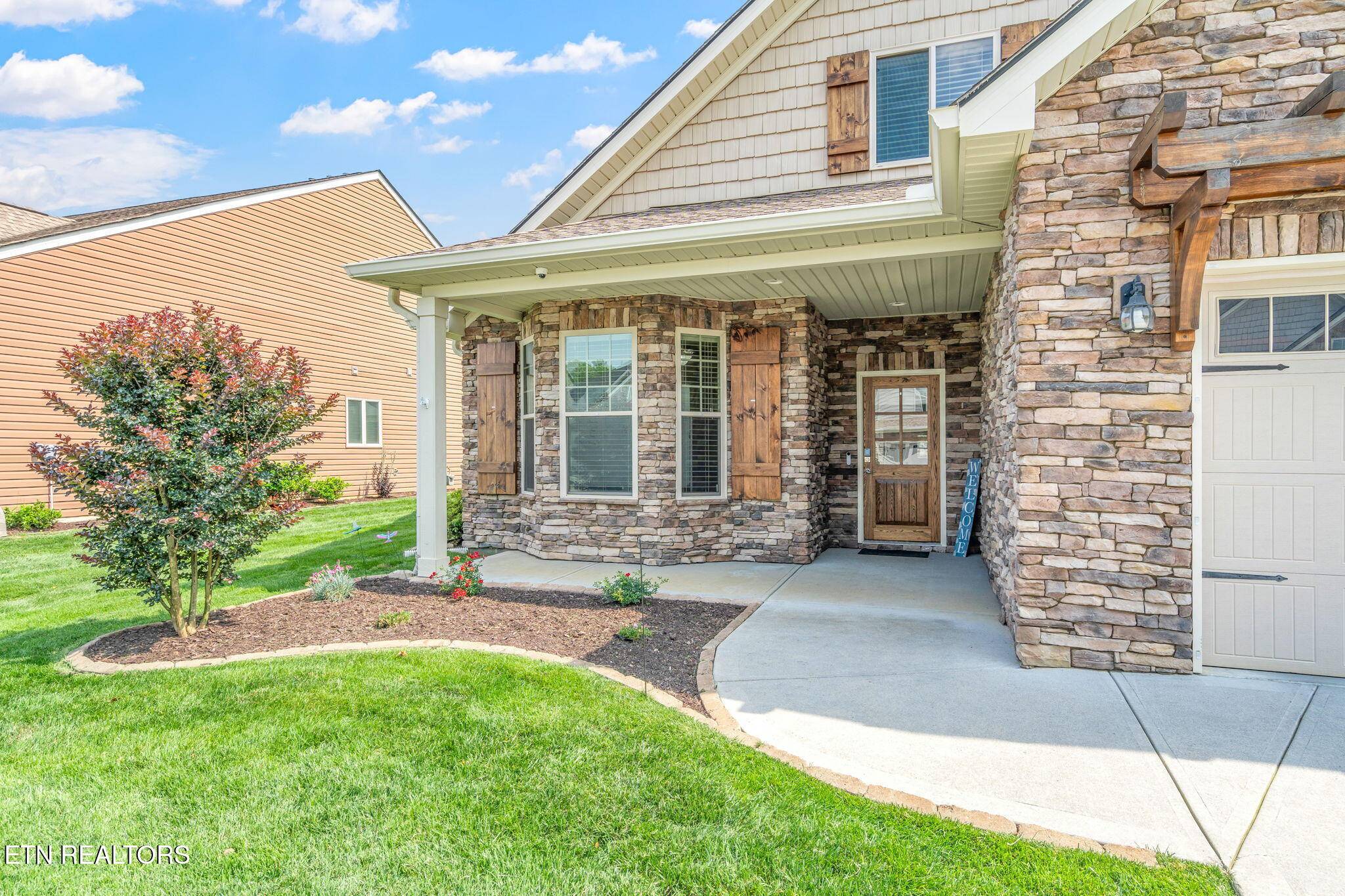 Knoxville, TN 37932,12084 Woodhollow LN
