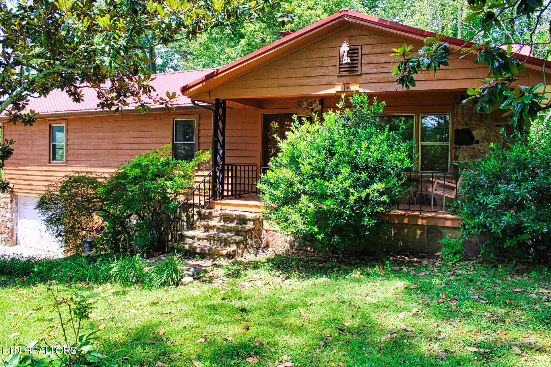Lafollette, TN 37766,705 11th St