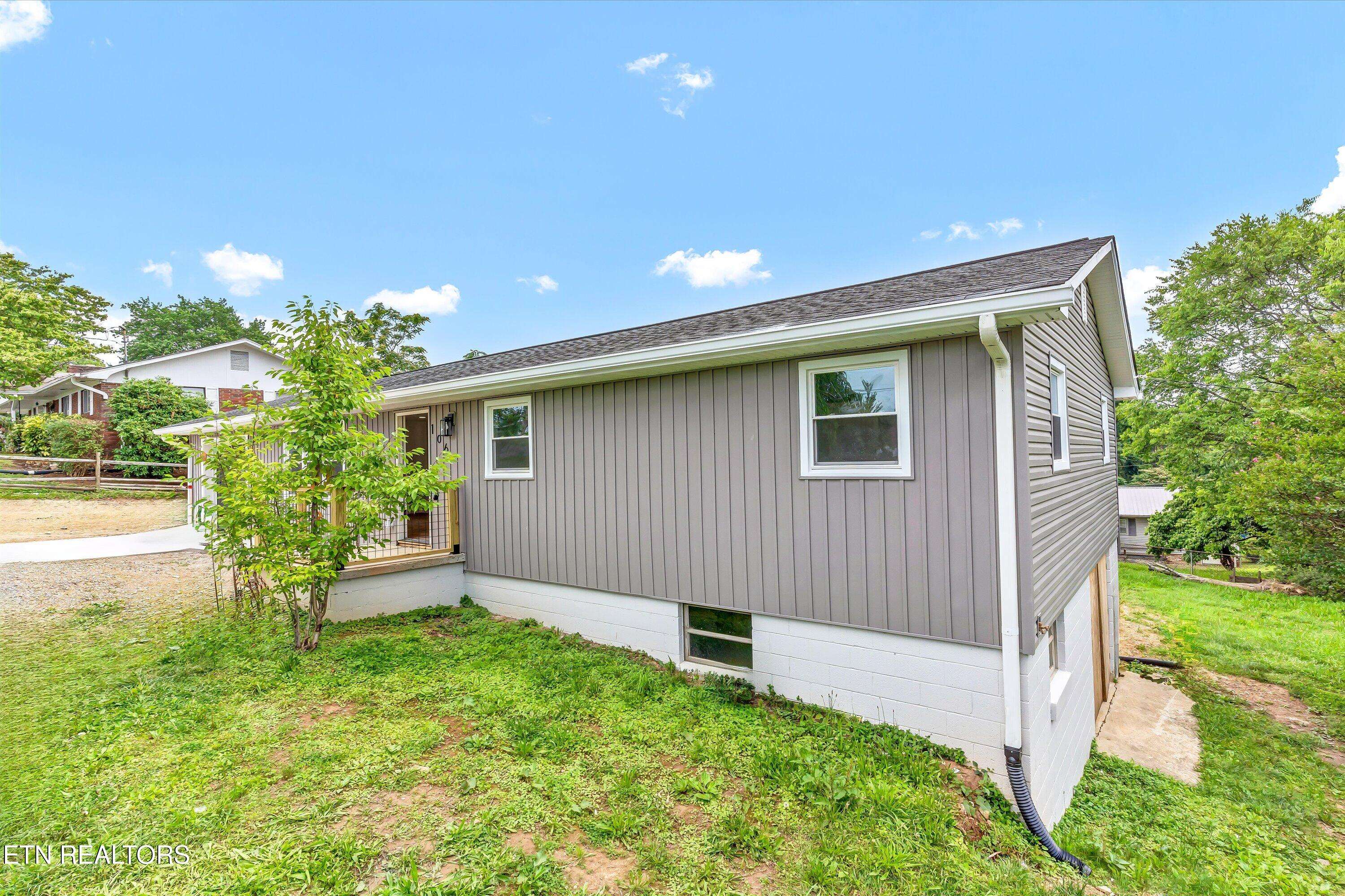 Clinton, TN 37716,106 Nancy DR