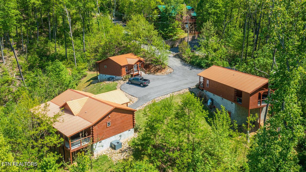 Gatlinburg, TN 37738,921,22,27 Statham WAY