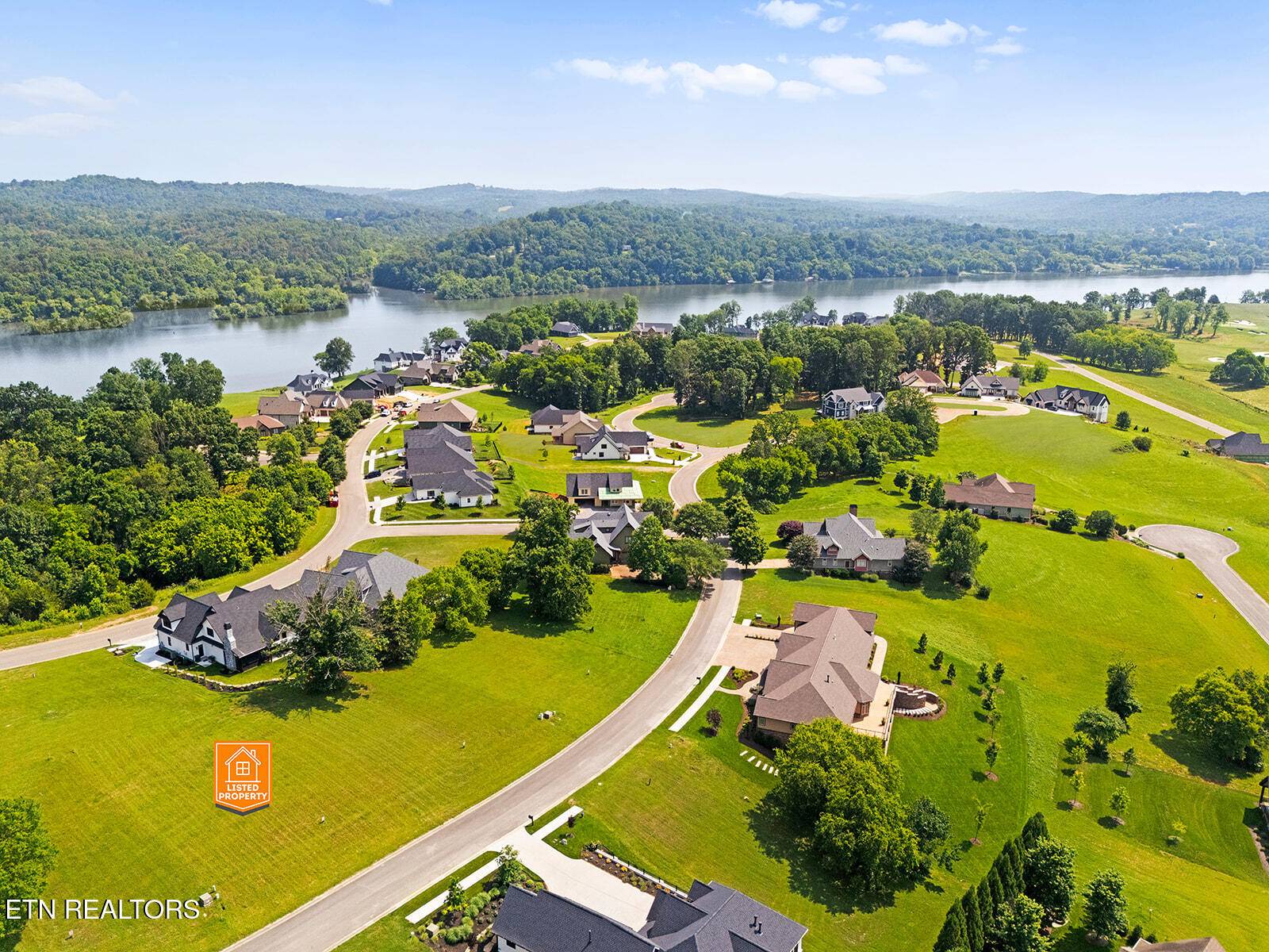 Loudon, TN 37774,1740 Eagle Point DR