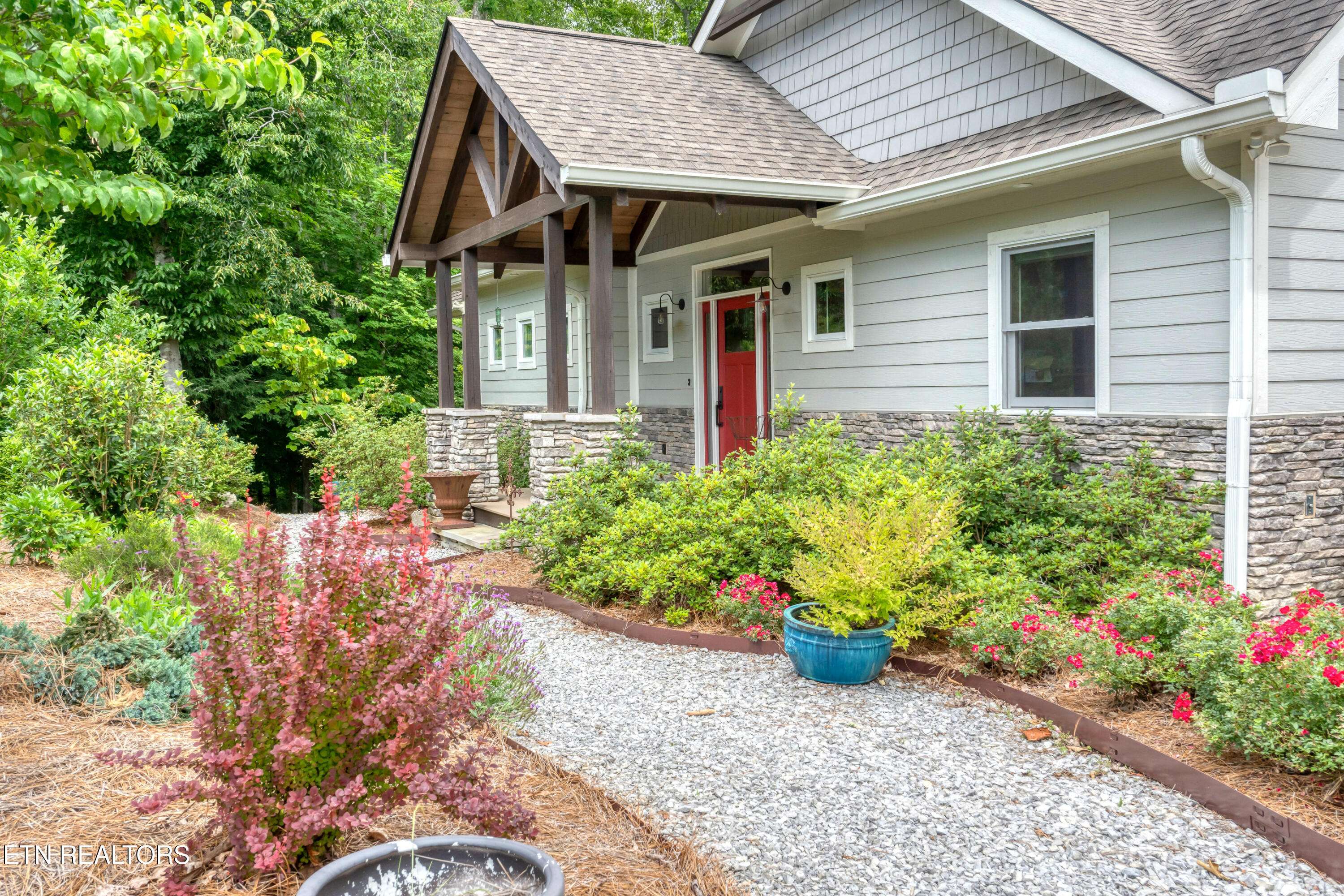 Townsend, TN 37882,720 Hunters Run Rd